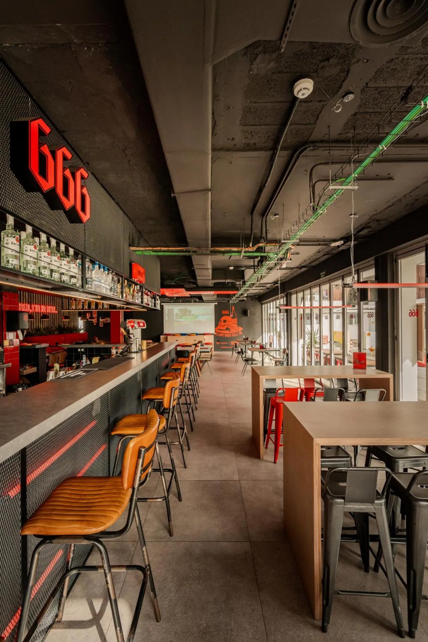 Food and drinks in Ryans Ibiza Apartments - Only Adults