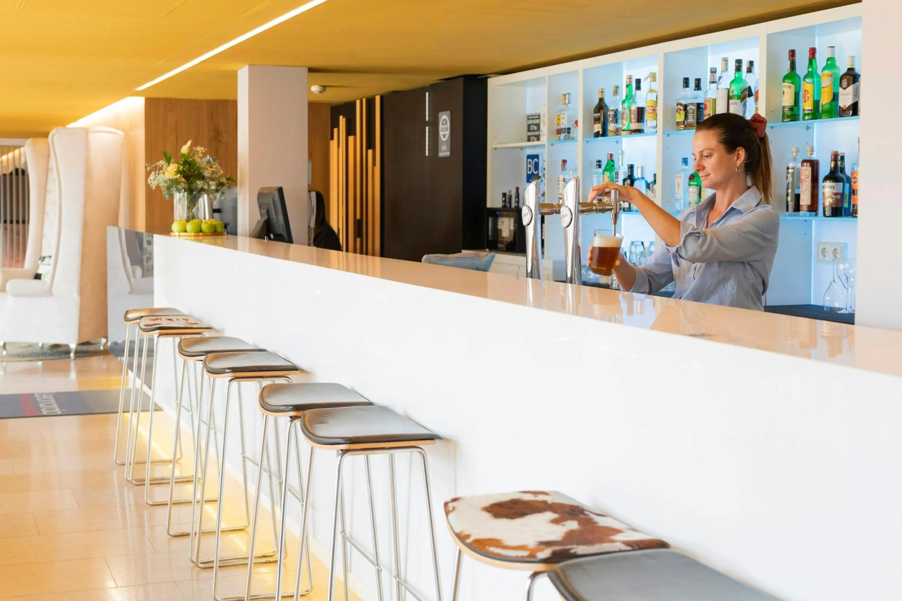 Lounge or bar in Leonardo Boutique Hotel Mallorca Port Portals - Adults only