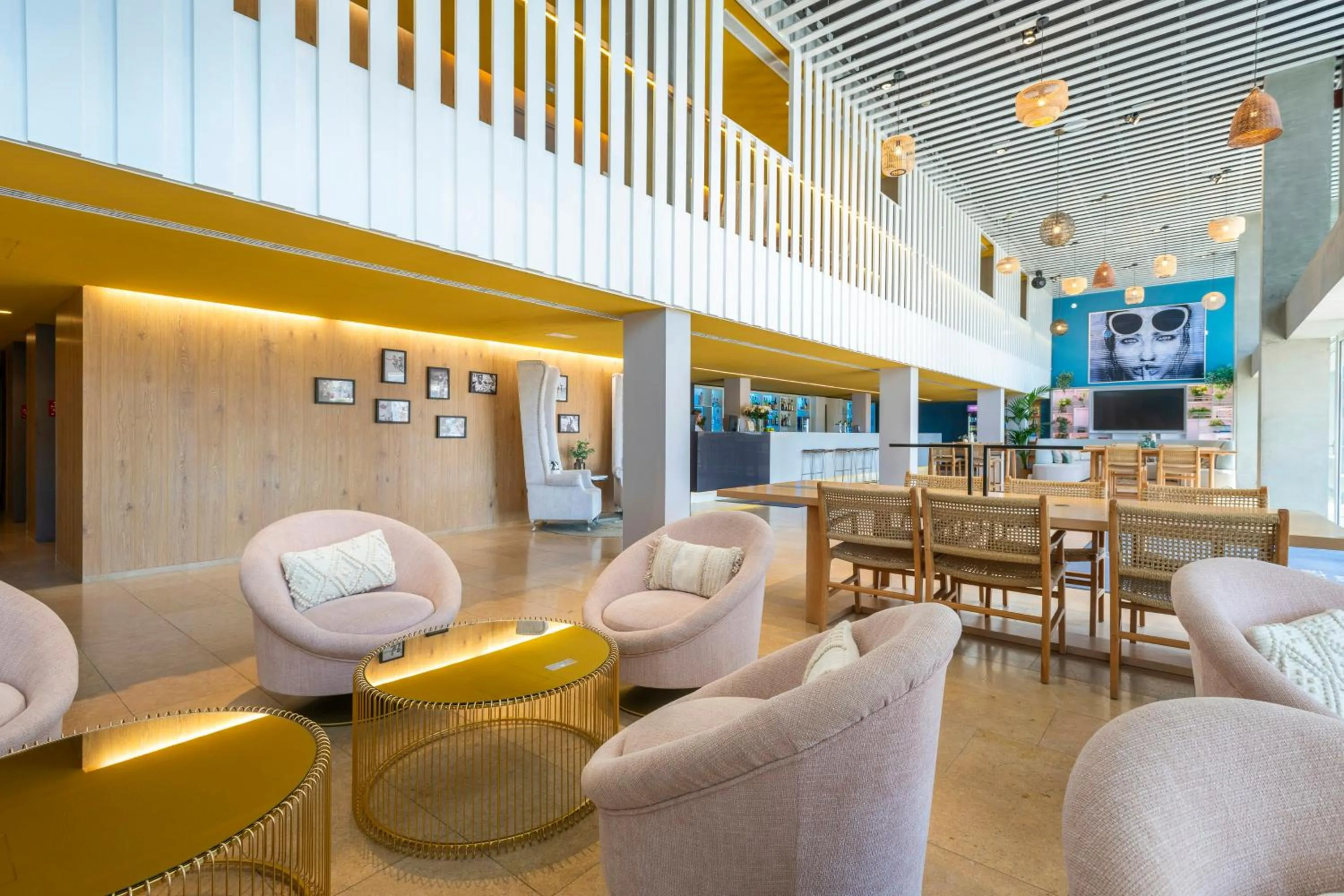 Lobby or reception in Leonardo Boutique Hotel Mallorca Port Portals - Adults only