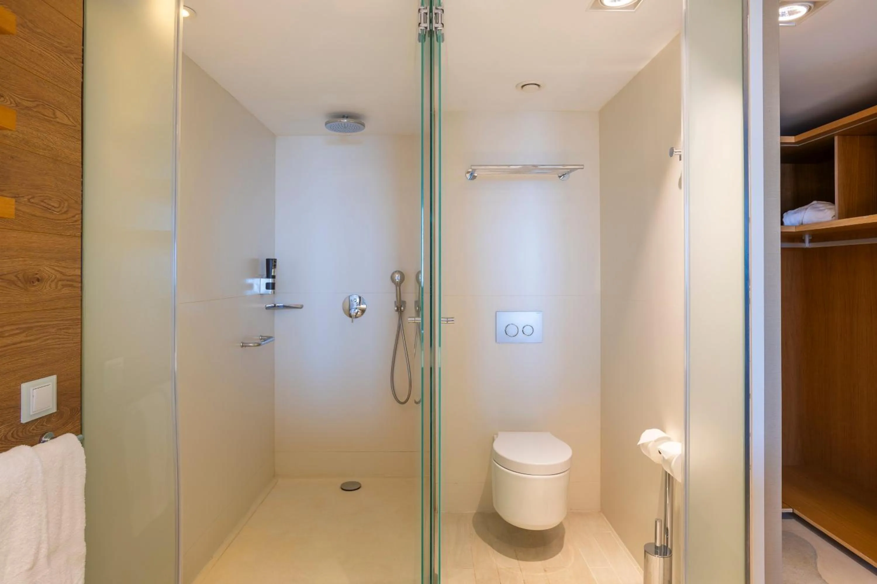 Bathroom in Leonardo Boutique Hotel Mallorca Port Portals - Adults only