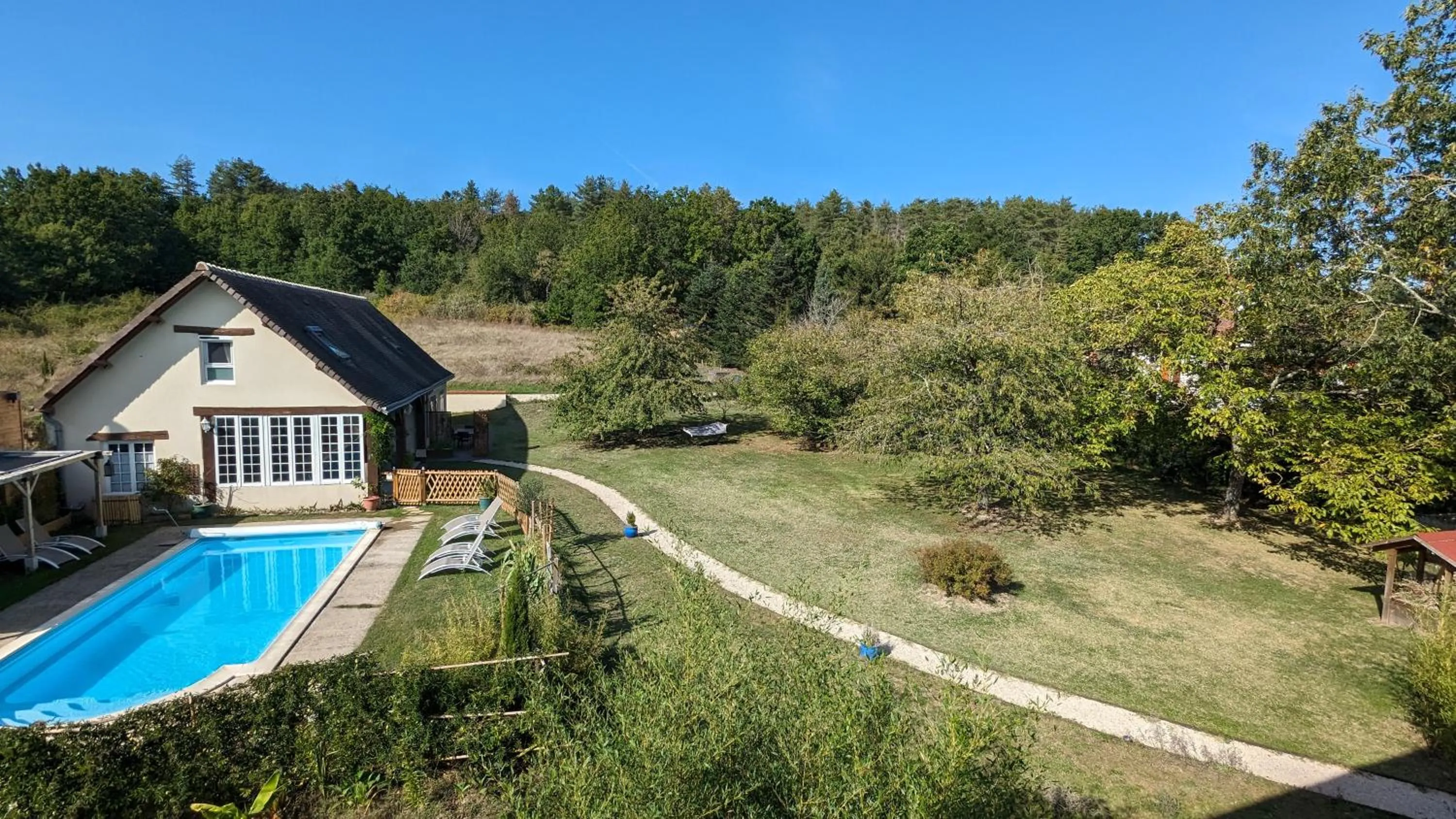 Garden in Au Bonheur de Cisse