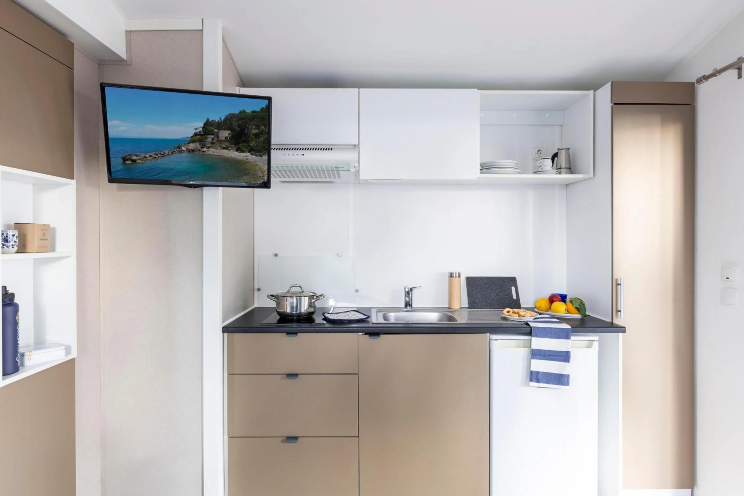 Photo of the whole room in Gitavillage Argentario