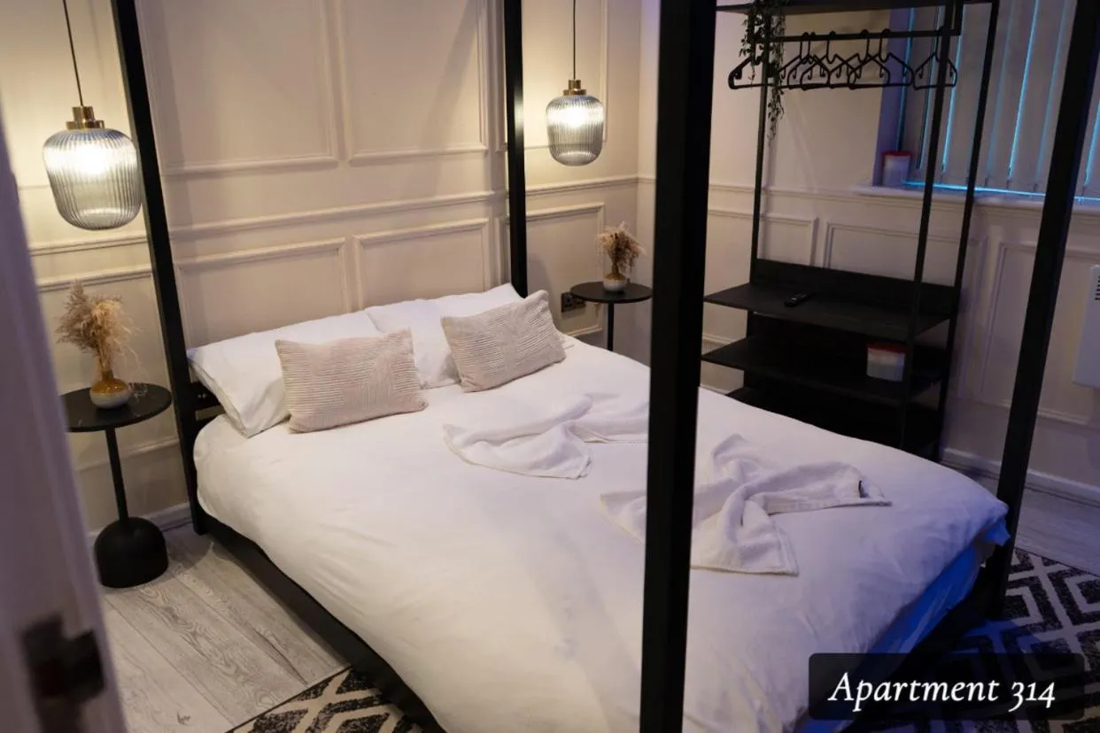 Bedroom, Bed in The Opulence Bradford