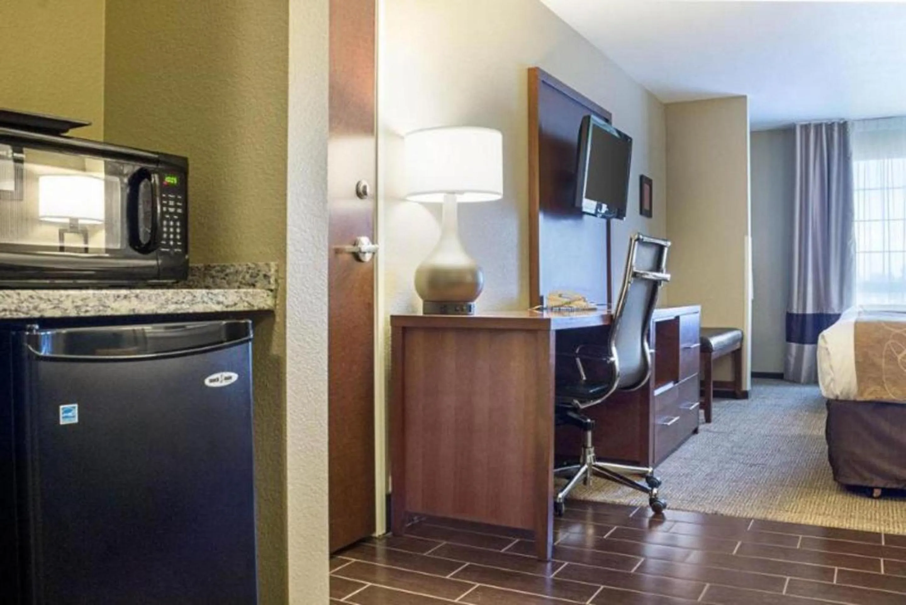 TV and multimedia in Studio 6 - Minot, ND