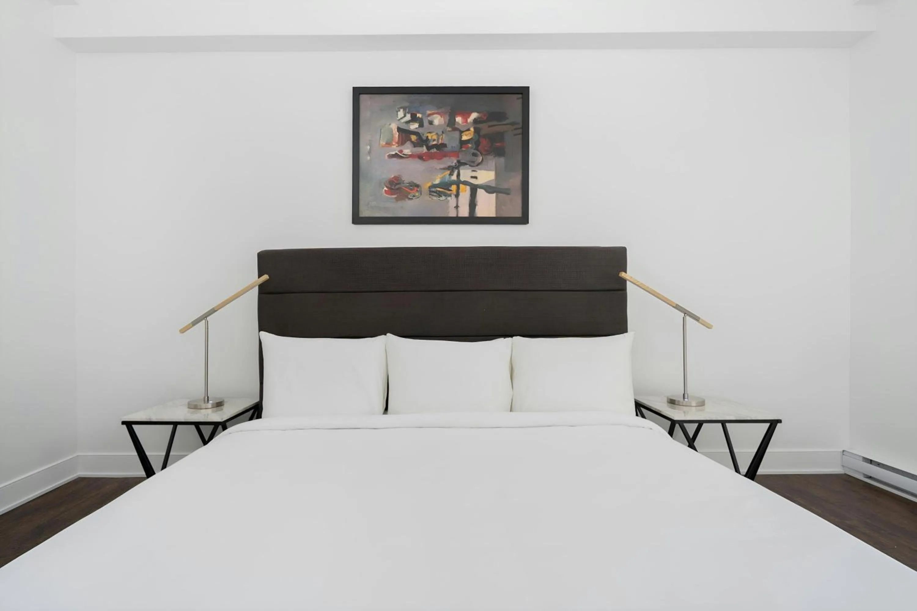 Bedroom, Bed in Sonder by Marriott Bonvoy Gare Saint Denis Apartments Downtown