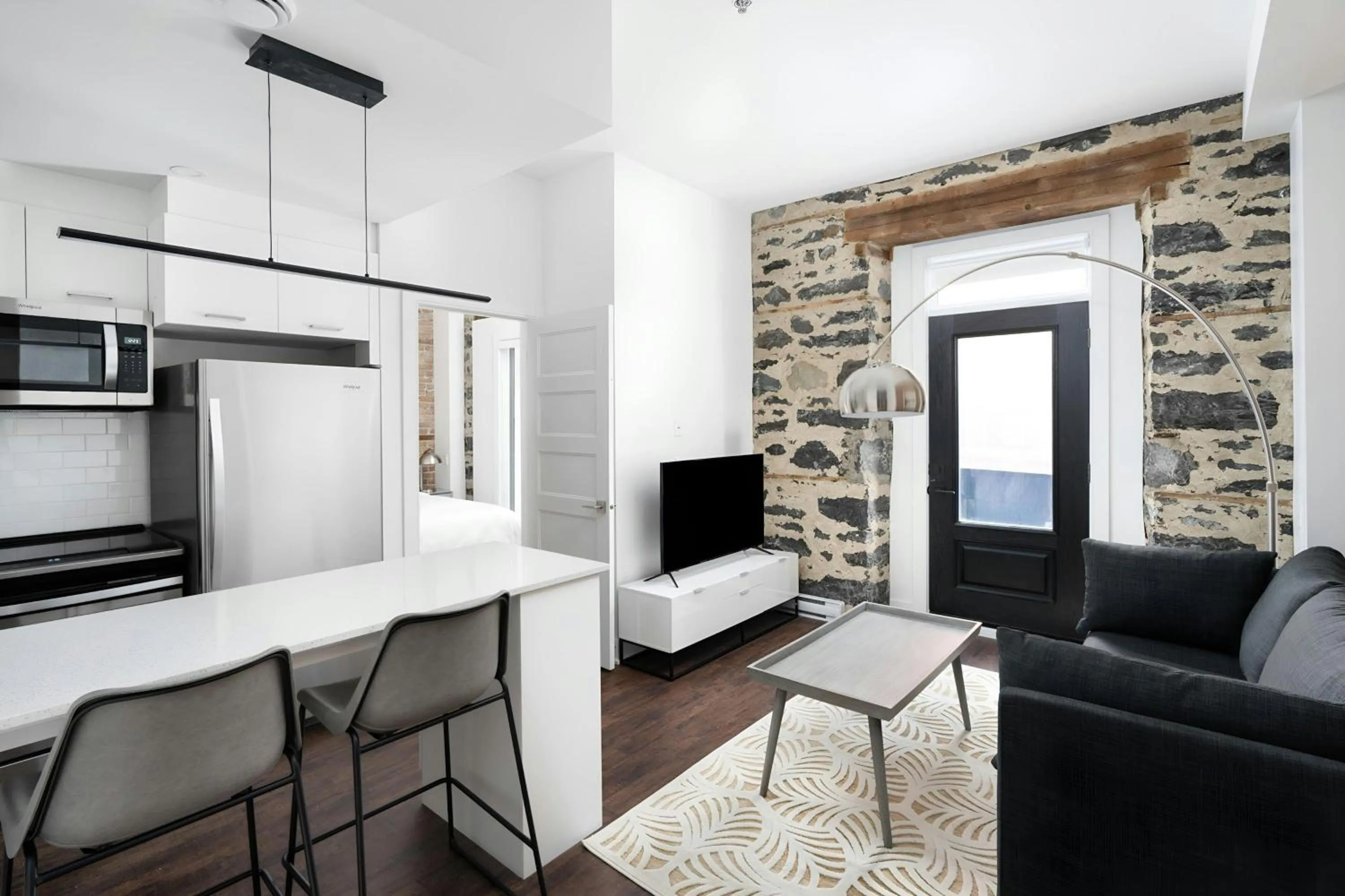 Kitchen or kitchenette in Sonder by Marriott Bonvoy Gare Saint Denis Apartments Downtown