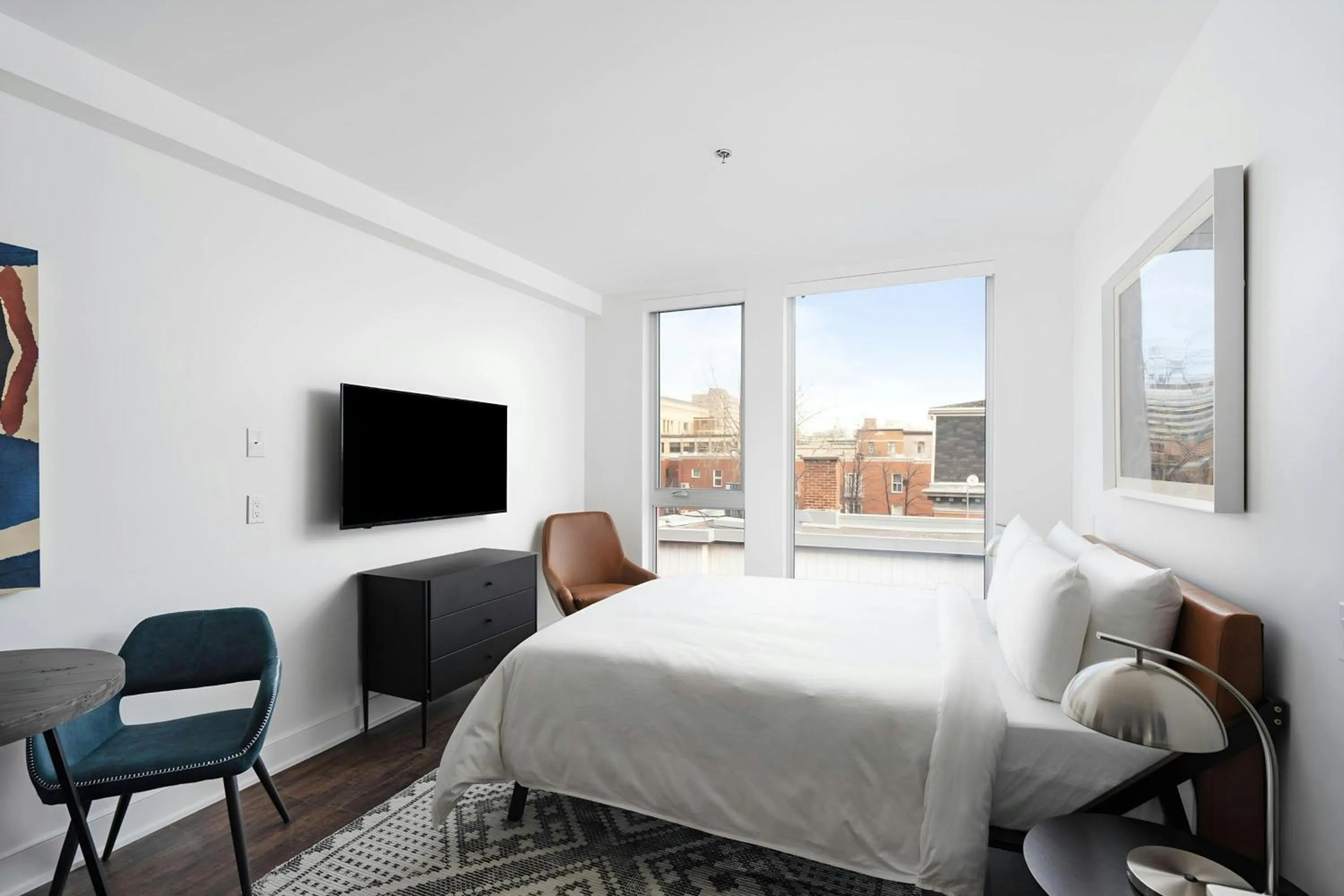 Bedroom, Bed in Sonder by Marriott Bonvoy Gare Saint Denis Apartments Downtown