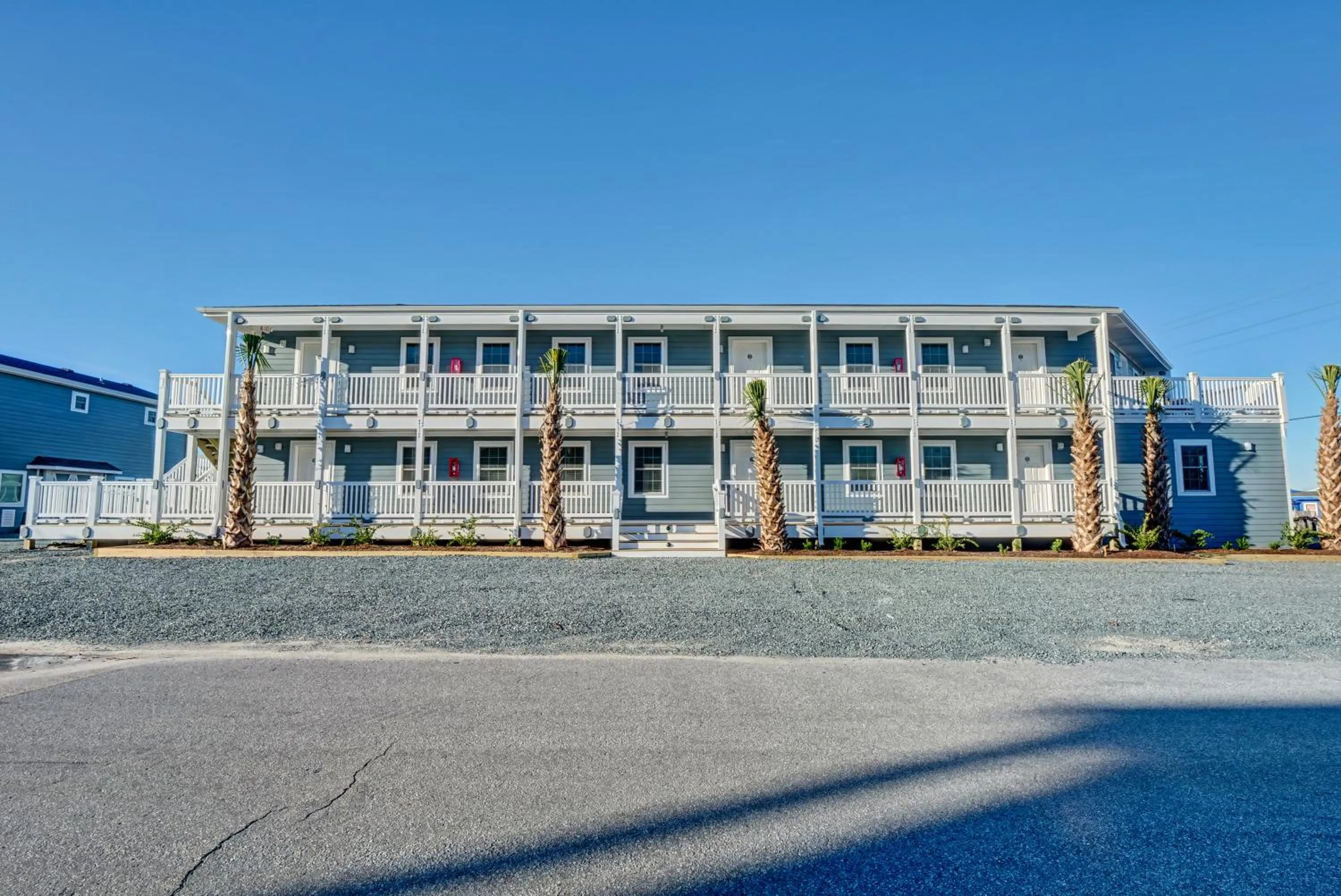 Property building in Loggerhead Inn and Suites