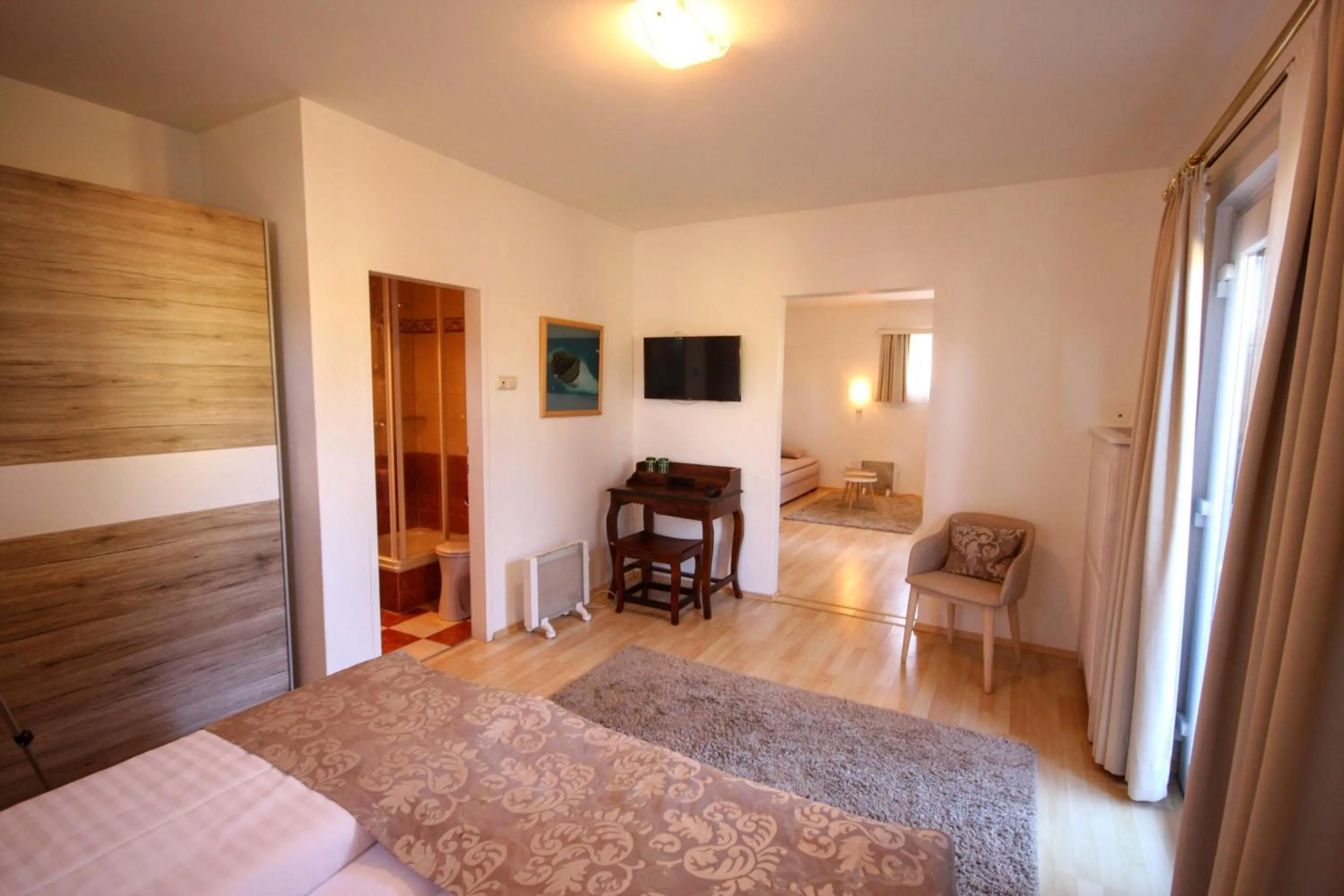 Photo of the whole room, Bed in Hotel Rösch