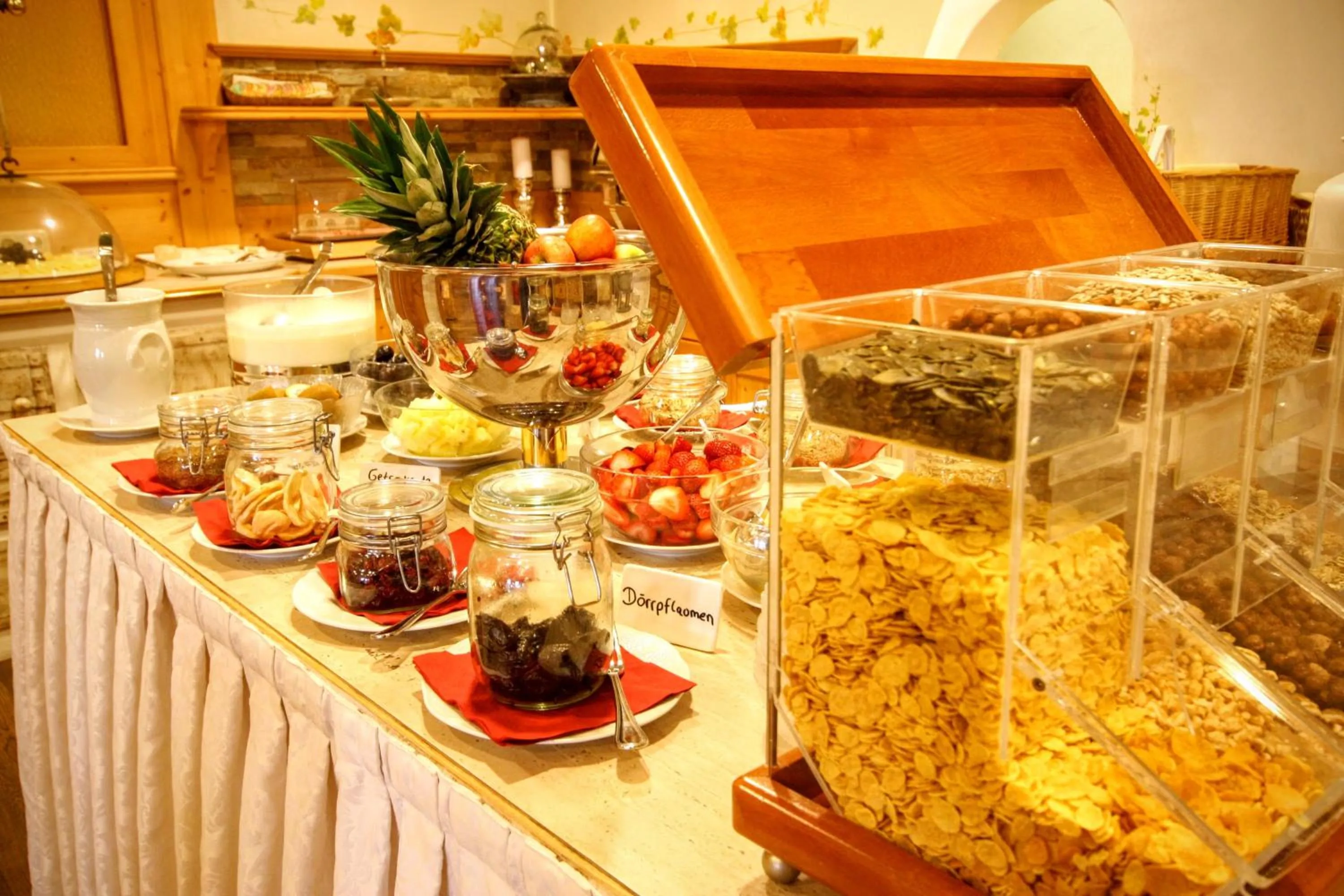 Food in Hotel Rösch