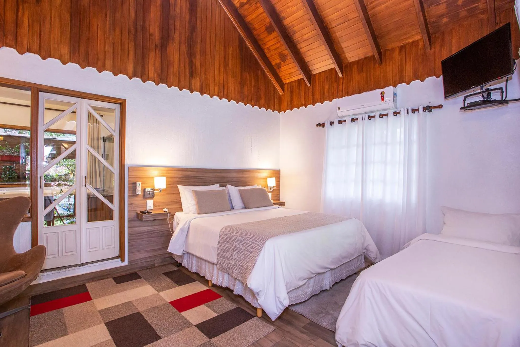 Bedroom, Bed in Pousada Suiça Mineira Garden