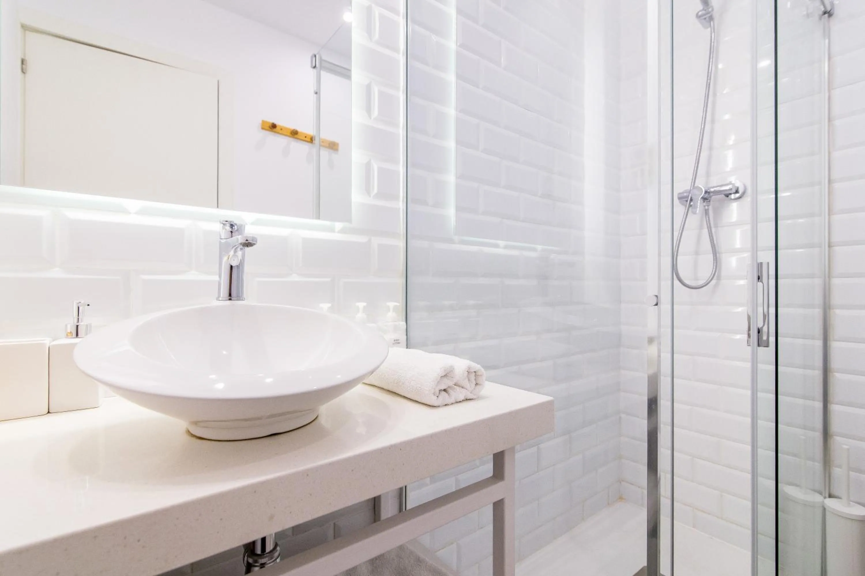Bathroom in Cami Gallery Barcelona