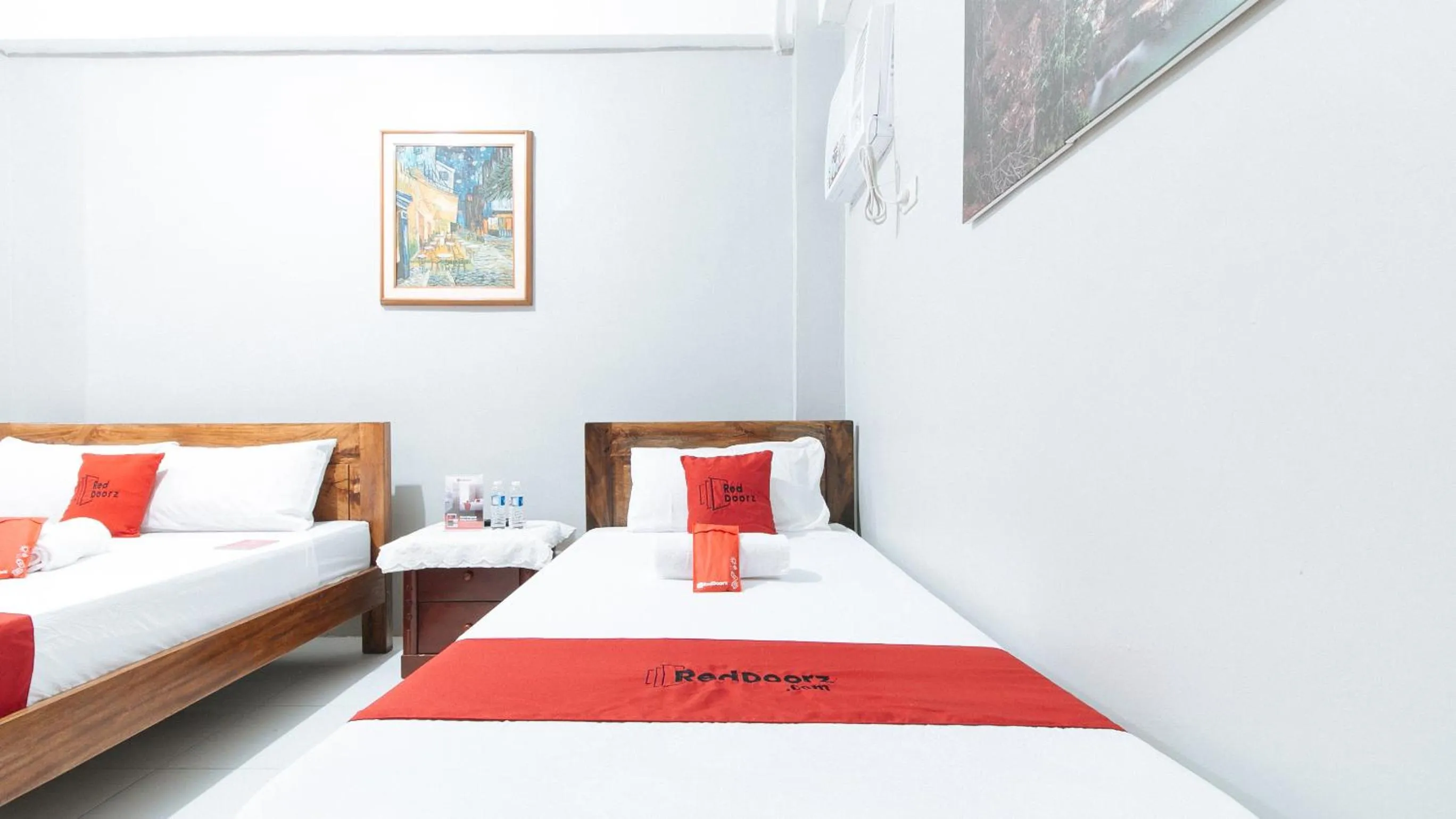 Bed in RedDoorz near Pasay Rotonda