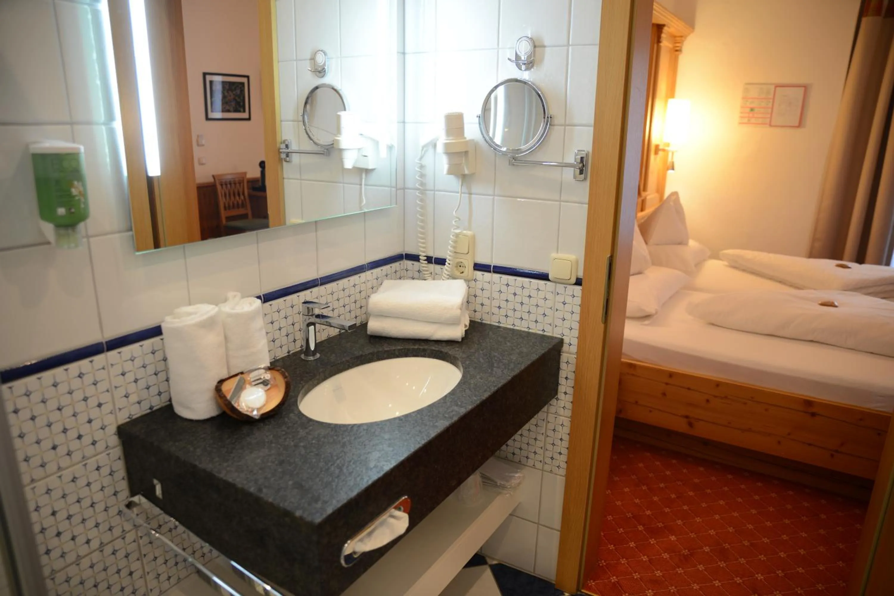 Budget Double Room in Hotel Zimmerbräu