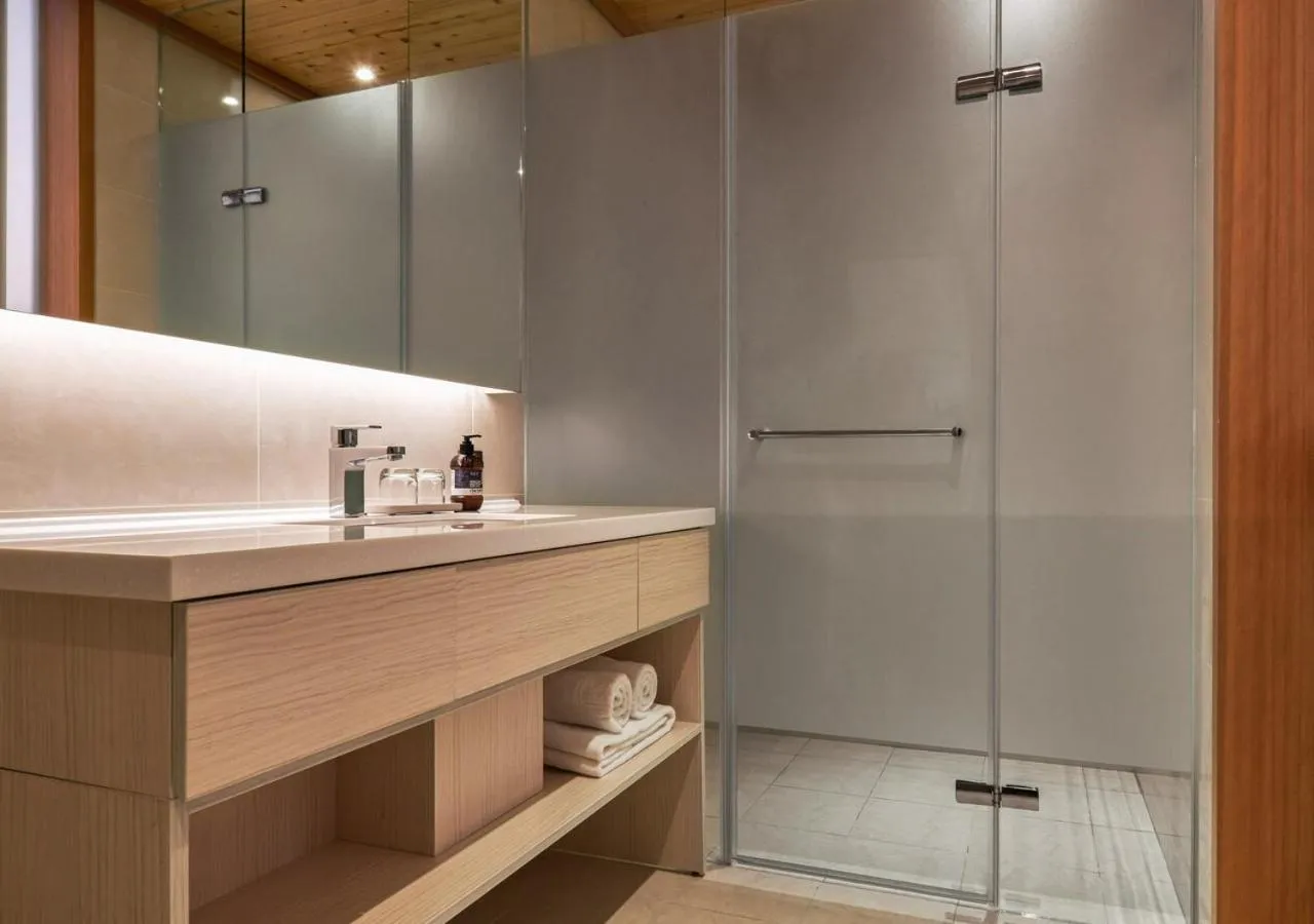 Shower in Lanyang Seaview Hotel