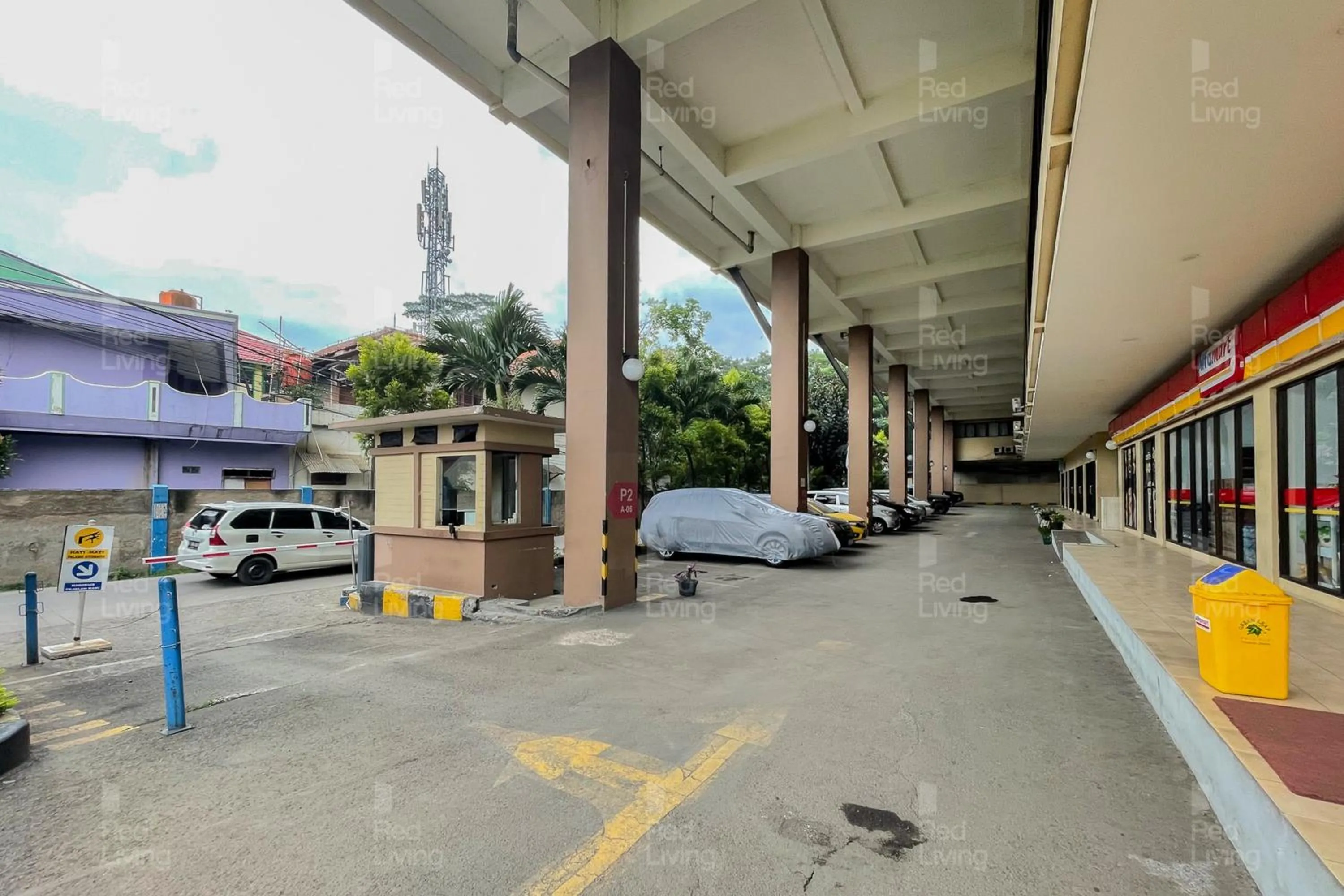 Property building in RedLiving Apartemen Tamansari Panoramic - Narel