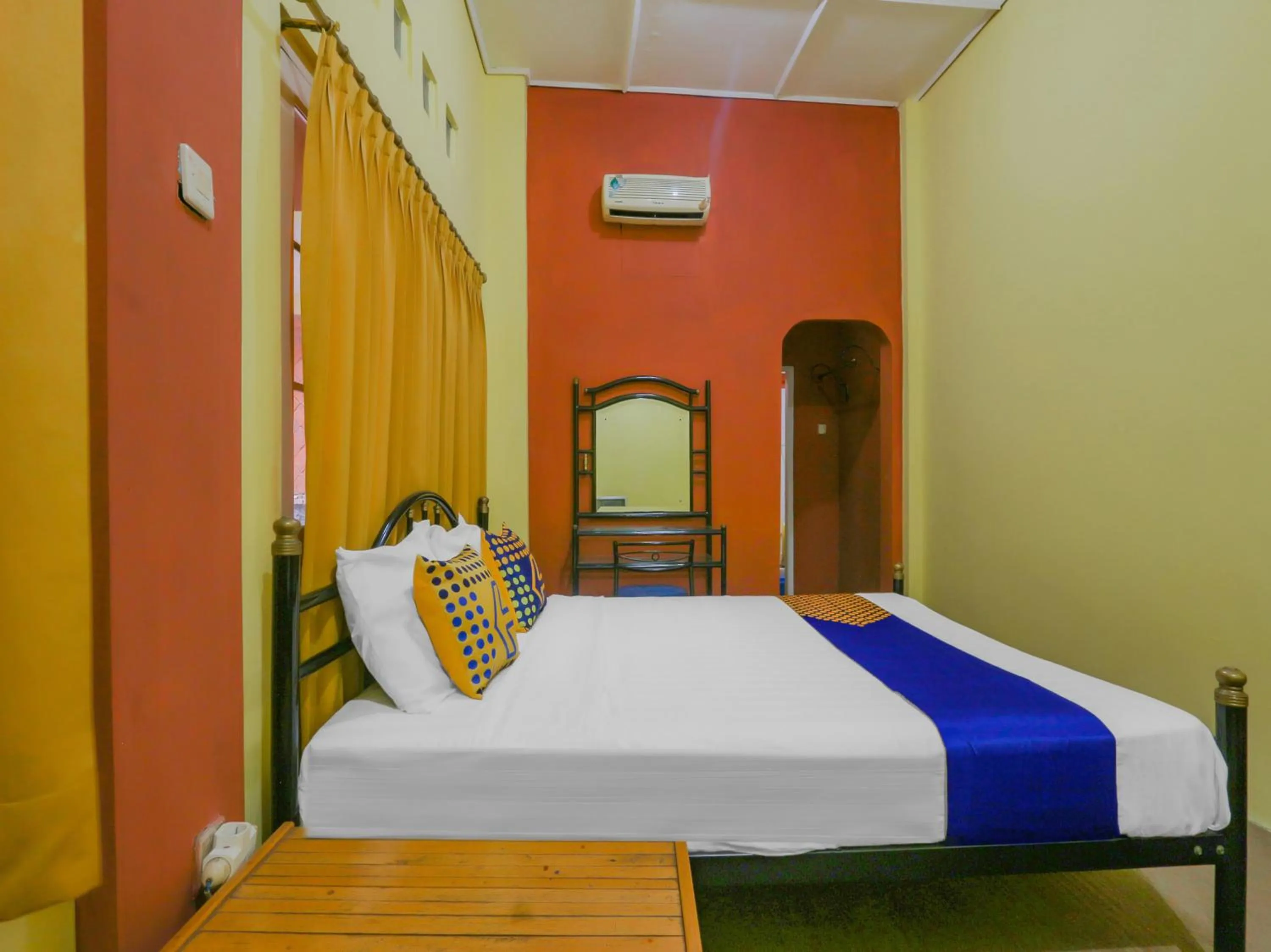 Bedroom in SPOT ON 90272 Istana Griya 1 Hotel
