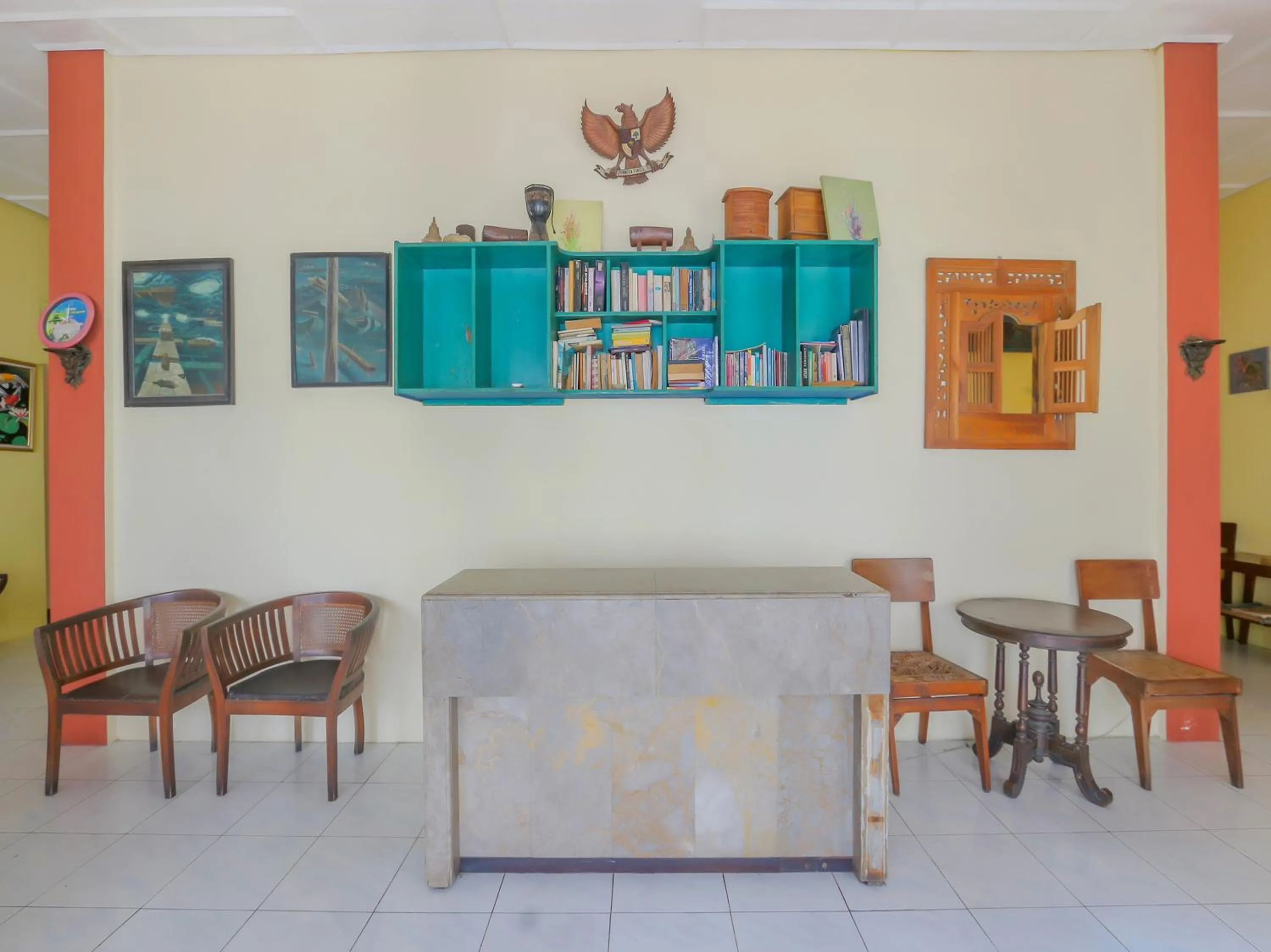 Lobby or reception in SPOT ON 90272 Istana Griya 1 Hotel