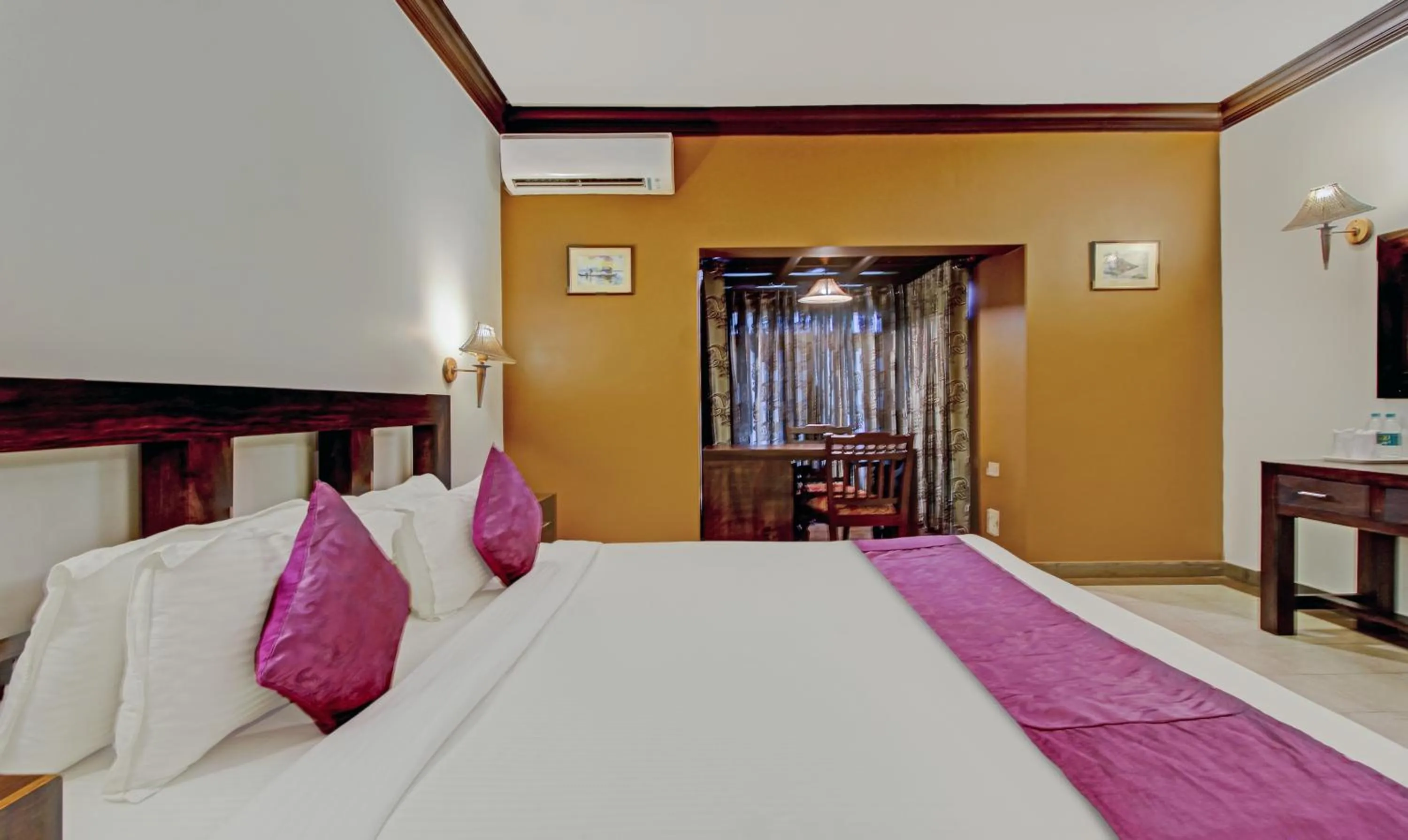 Bedroom, Bed in Treebo Premium Travancore Palace Cherthala