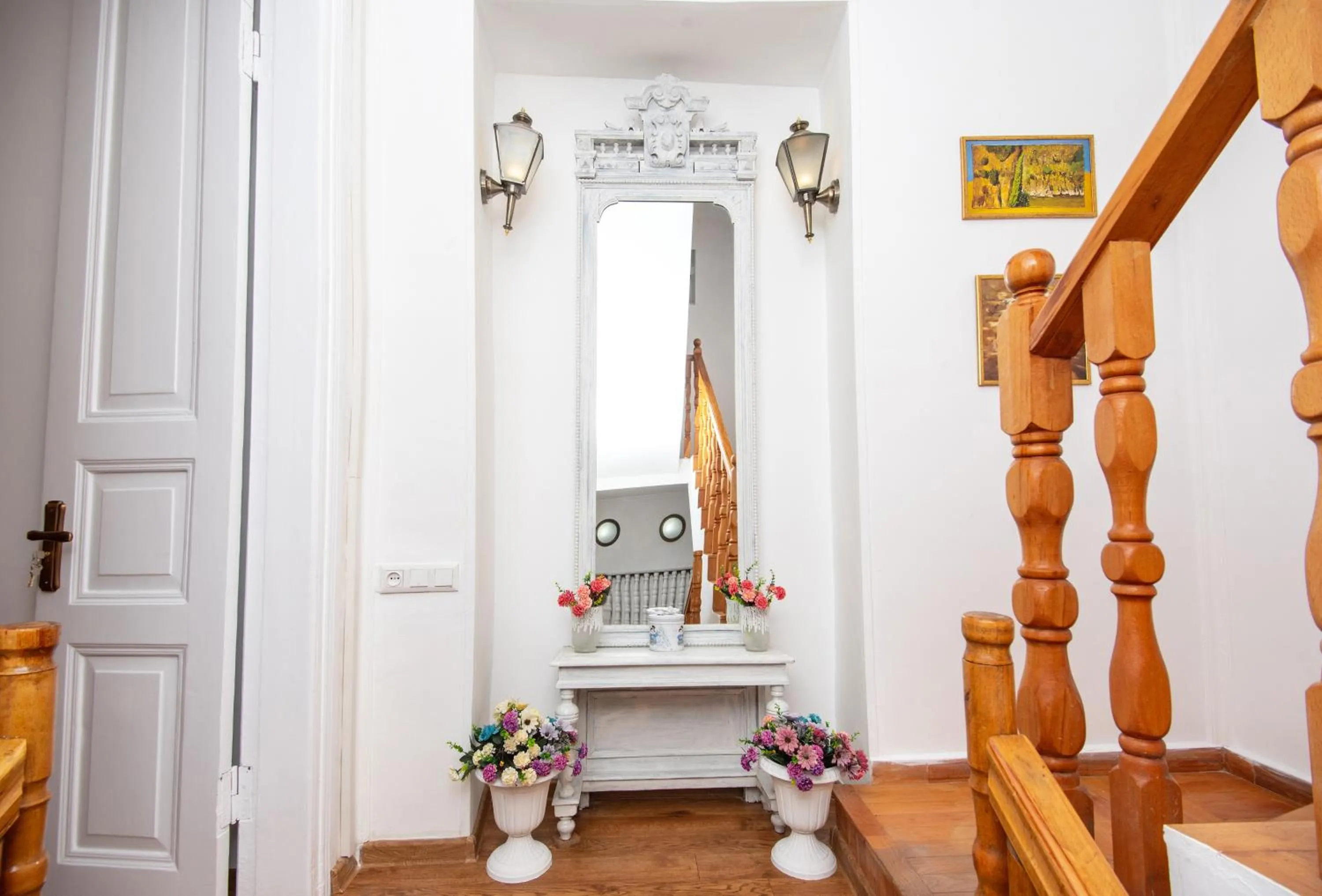 Property building in Lowell Hotel