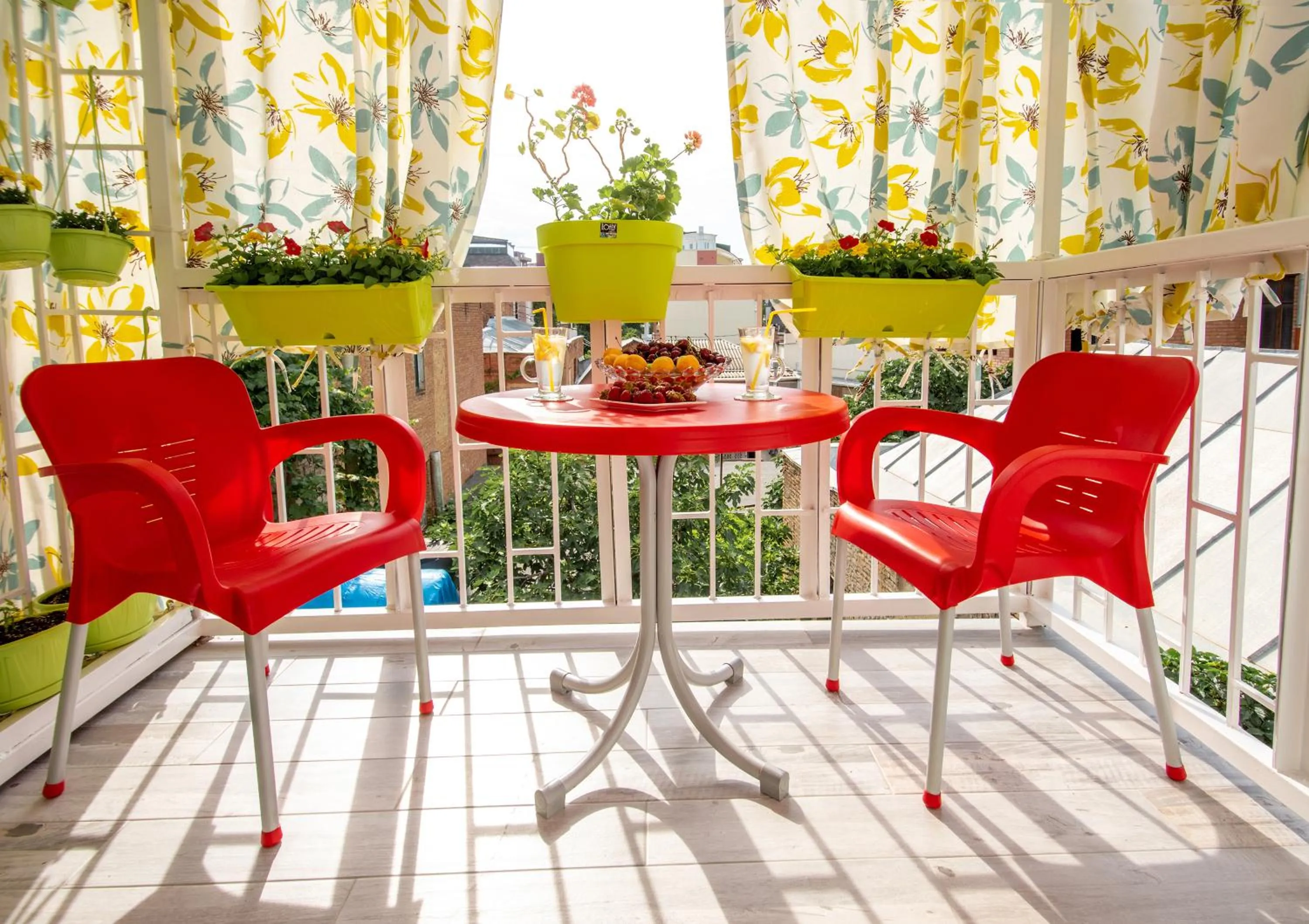 Property building in Lowell Hotel