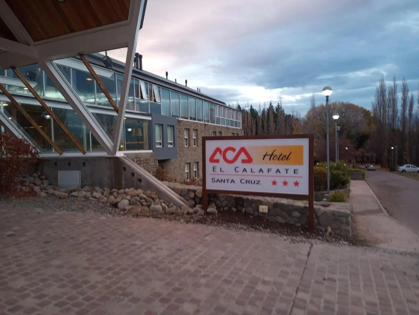 Property logo or sign in Hotel ACA El Calafate