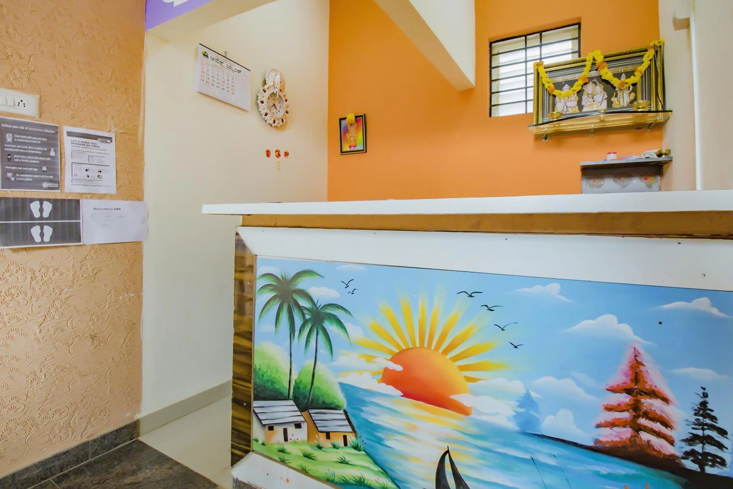 Lobby or reception in Hotel O P N K Suites