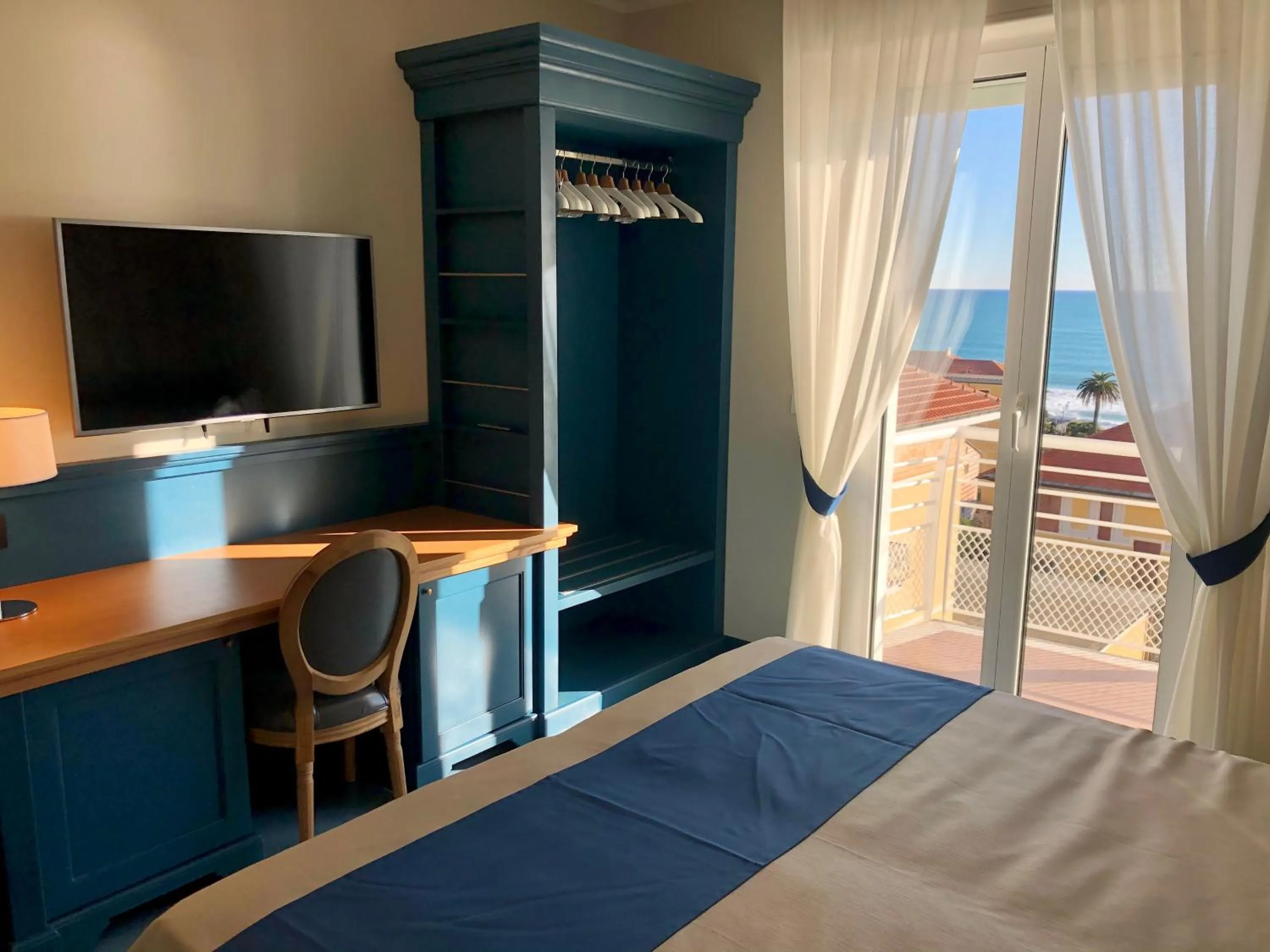 Photo of the whole room, Bed in MH HOTEL VARAZZE