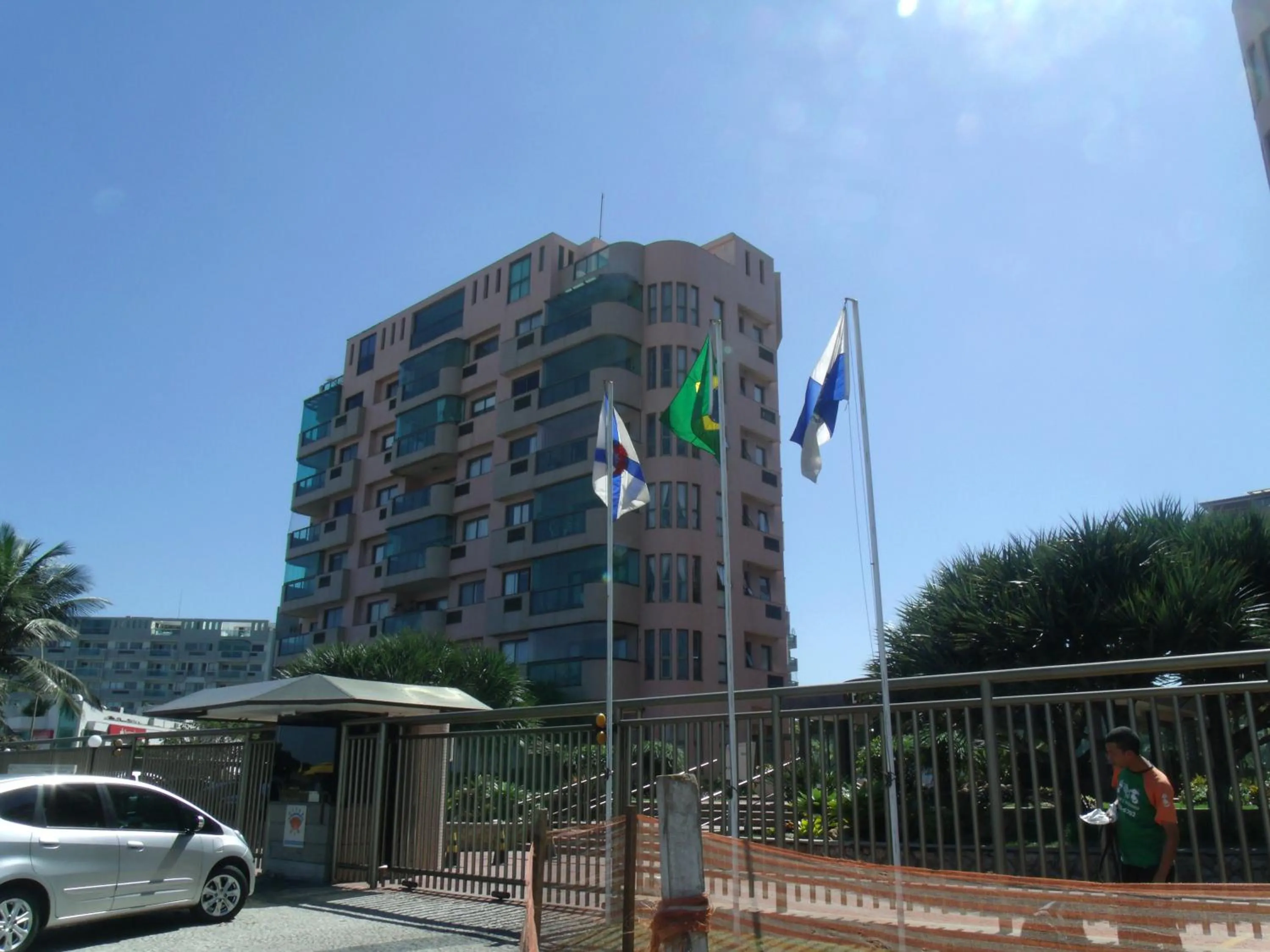 Facade/entrance in Alto Estilo Barra Posto 8