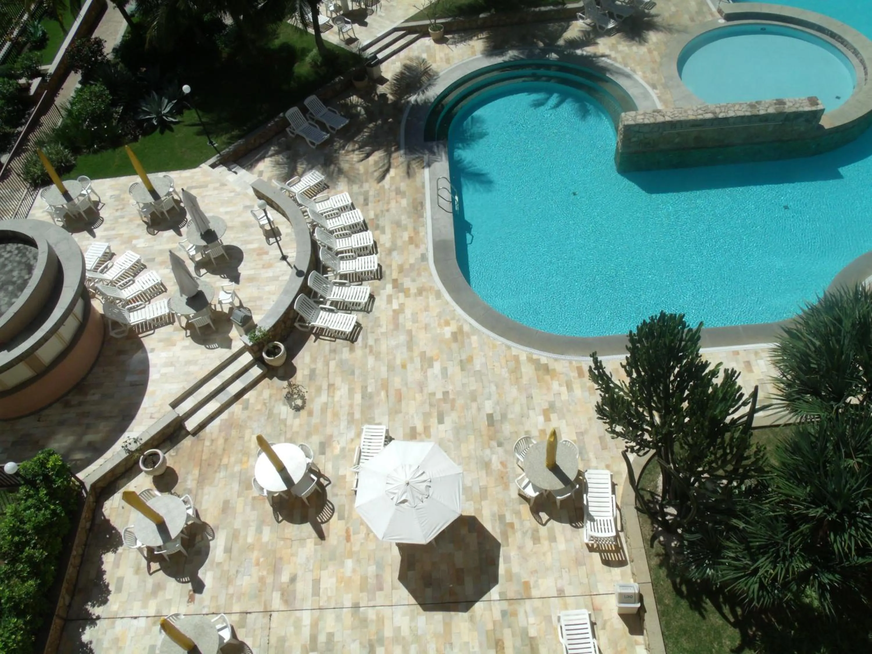 Swimming pool in Alto Estilo Barra Posto 8