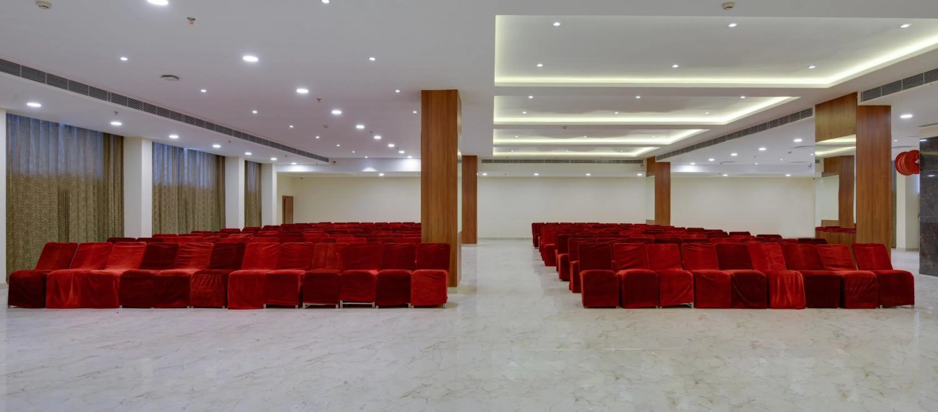 Meeting/conference room in Hotel khumani By Hills N Dunes