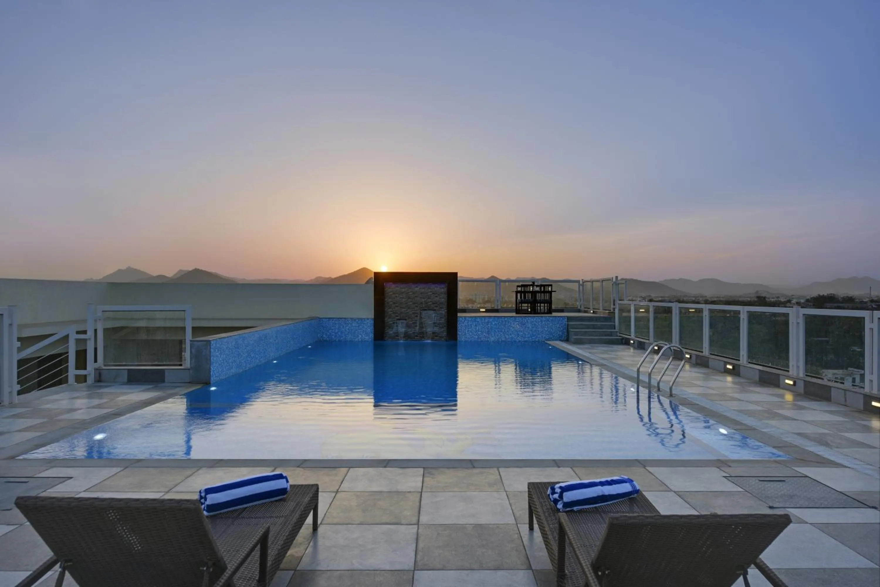 Swimming pool in Hotel khumani By Hills N Dunes