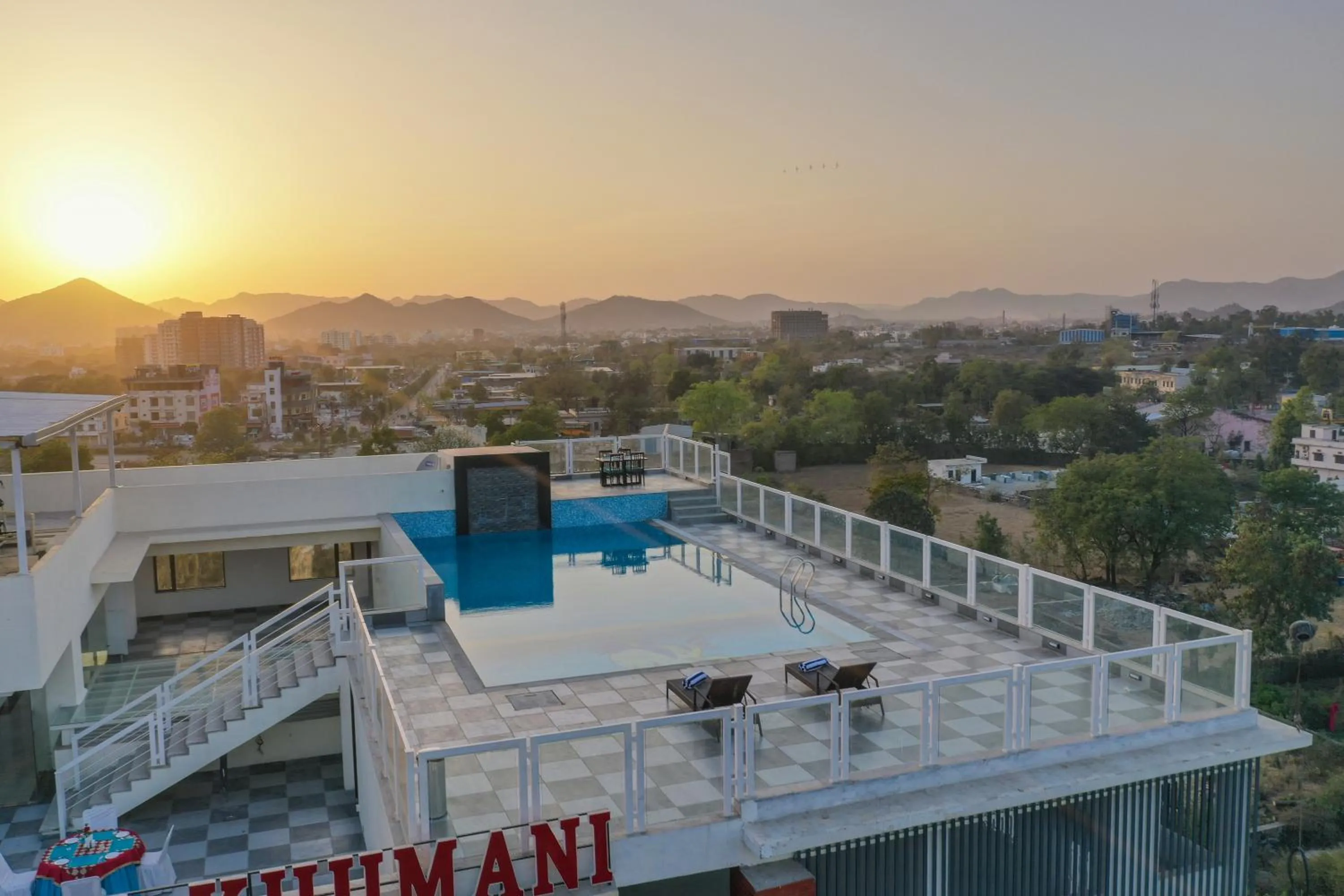 Swimming pool in Hotel khumani By Hills N Dunes