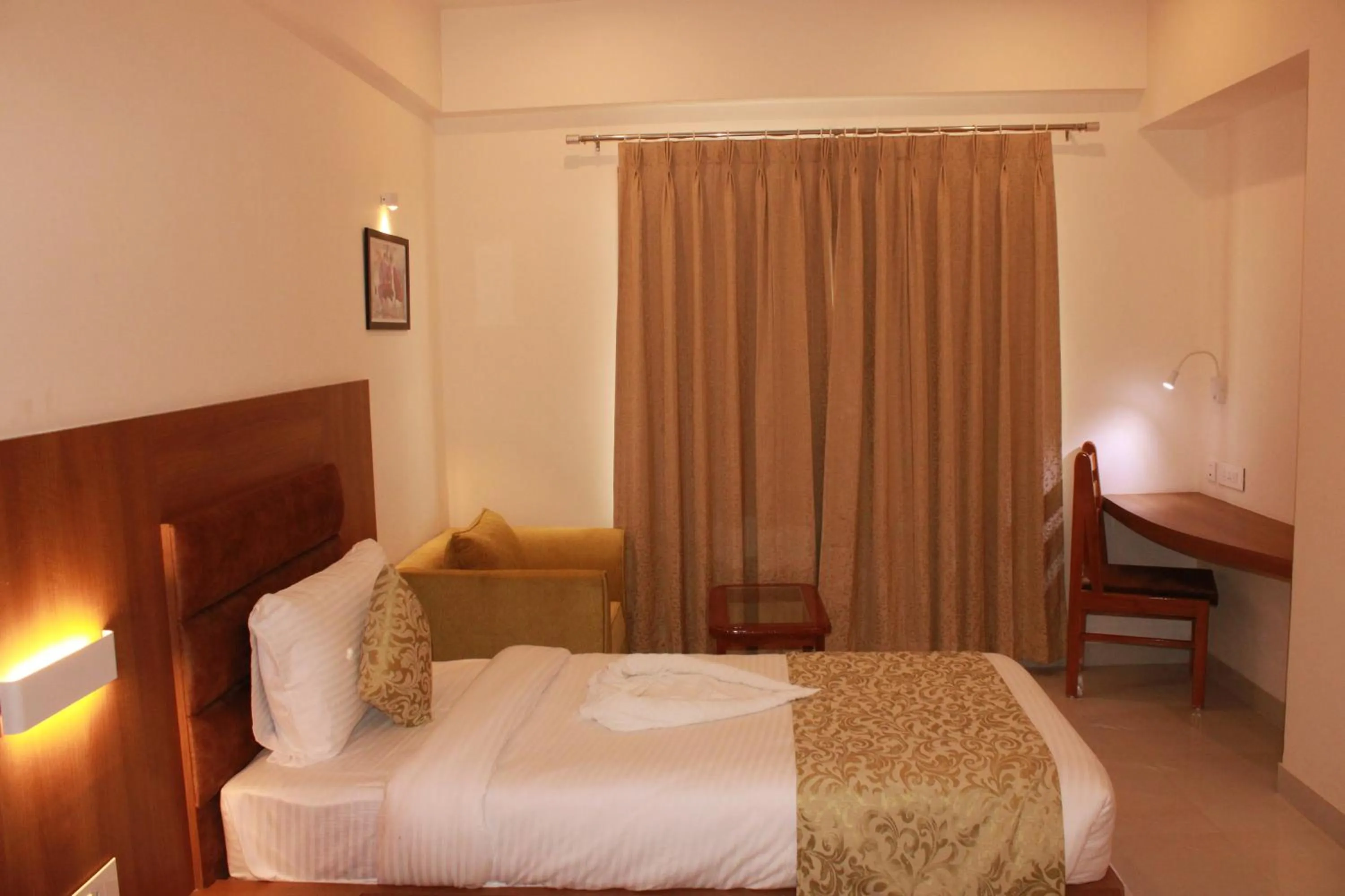 Bed in Hotel khumani By Hills N Dunes