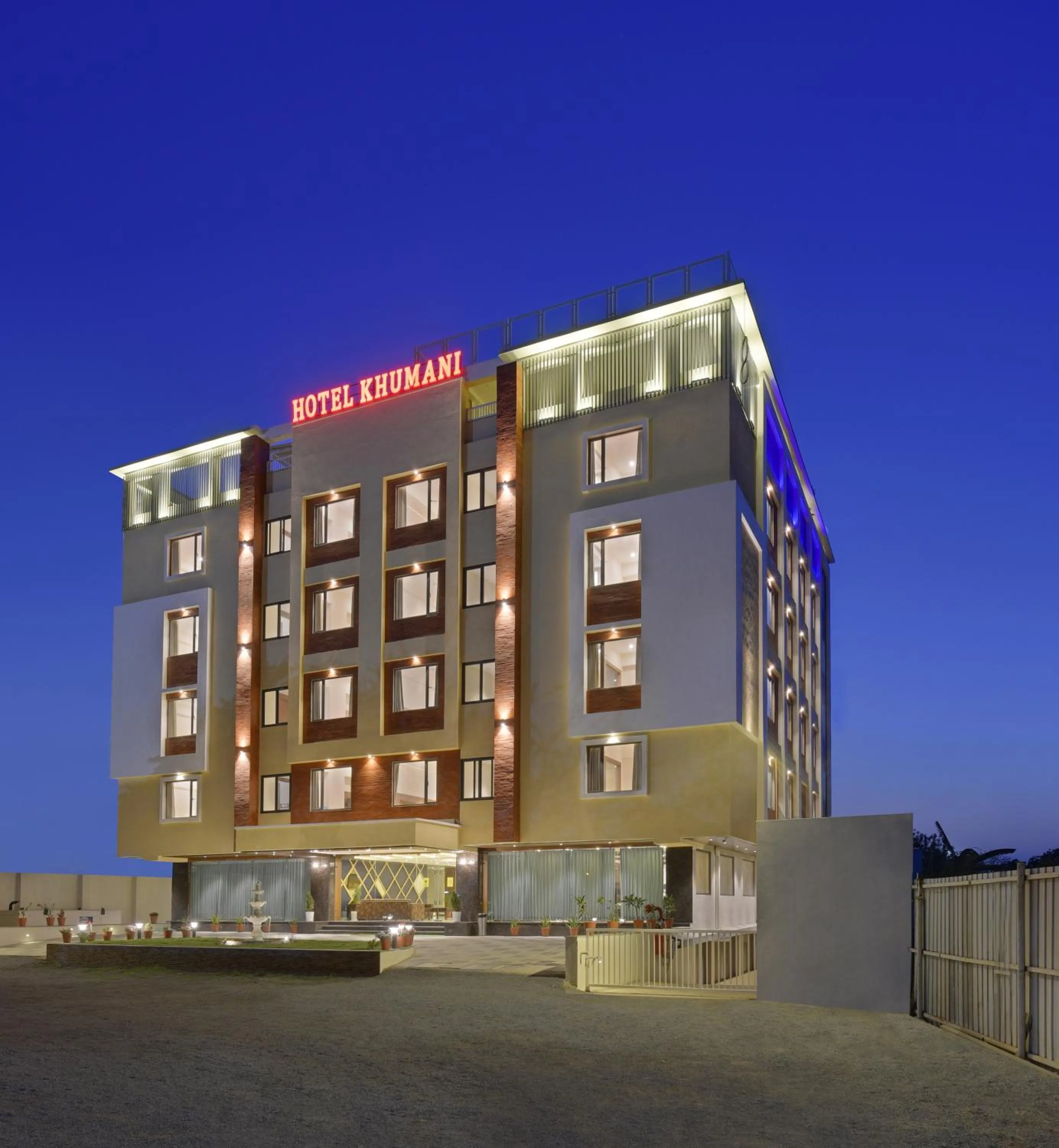 Facade/entrance in Hotel khumani By Hills N Dunes