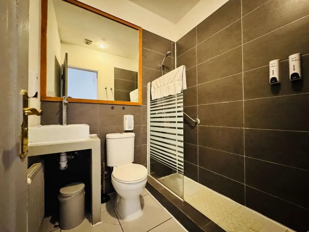 Bathroom in Hotel Casa Lyon