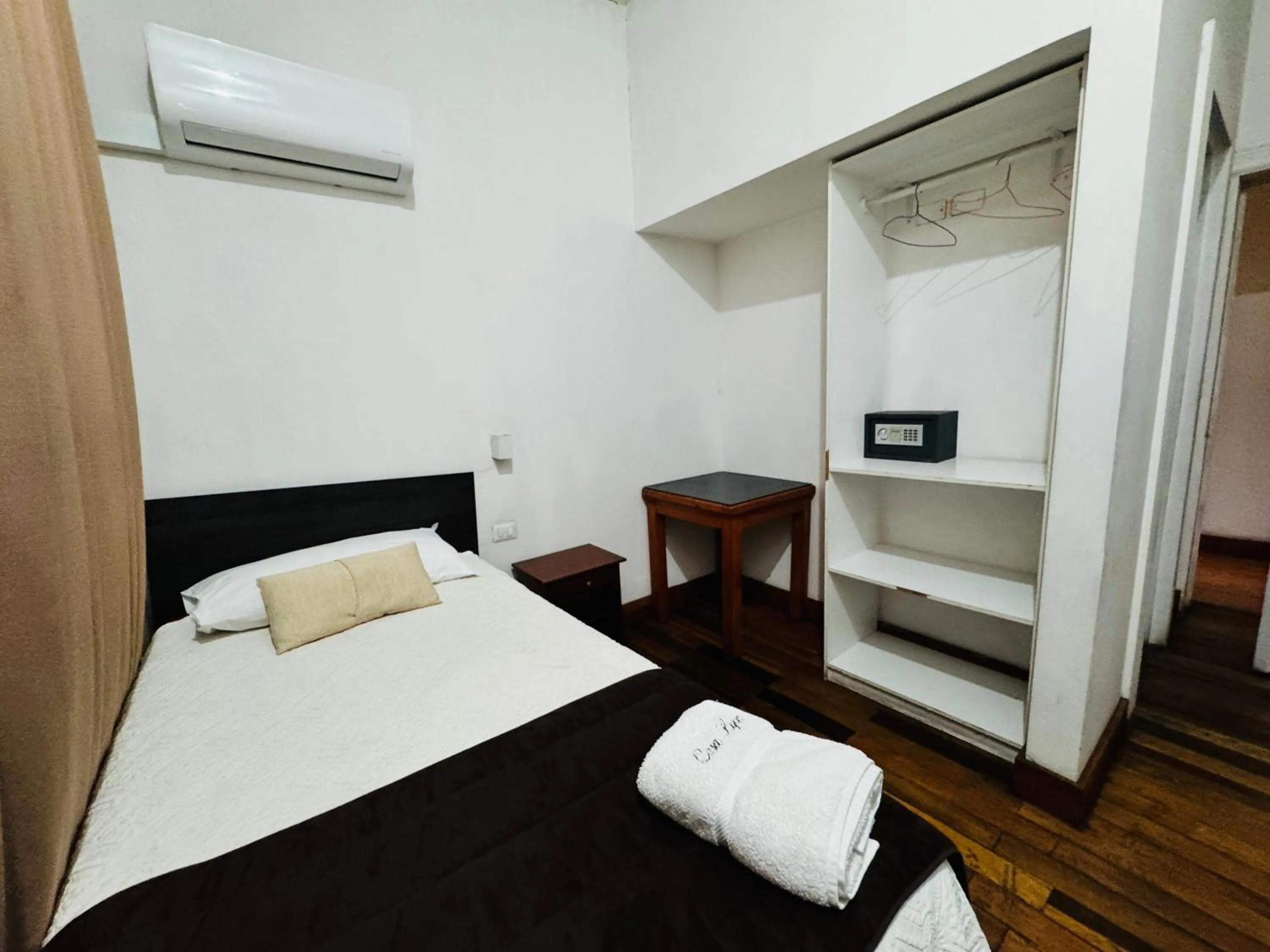 Bedroom, Bed in Hotel Casa Lyon