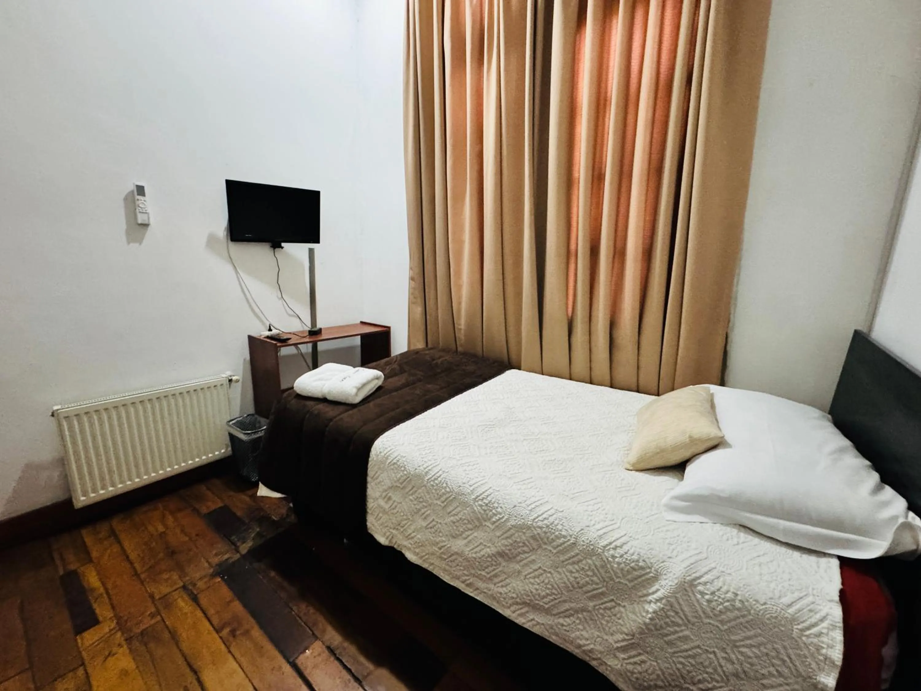 Bedroom, Bed in Hotel Casa Lyon