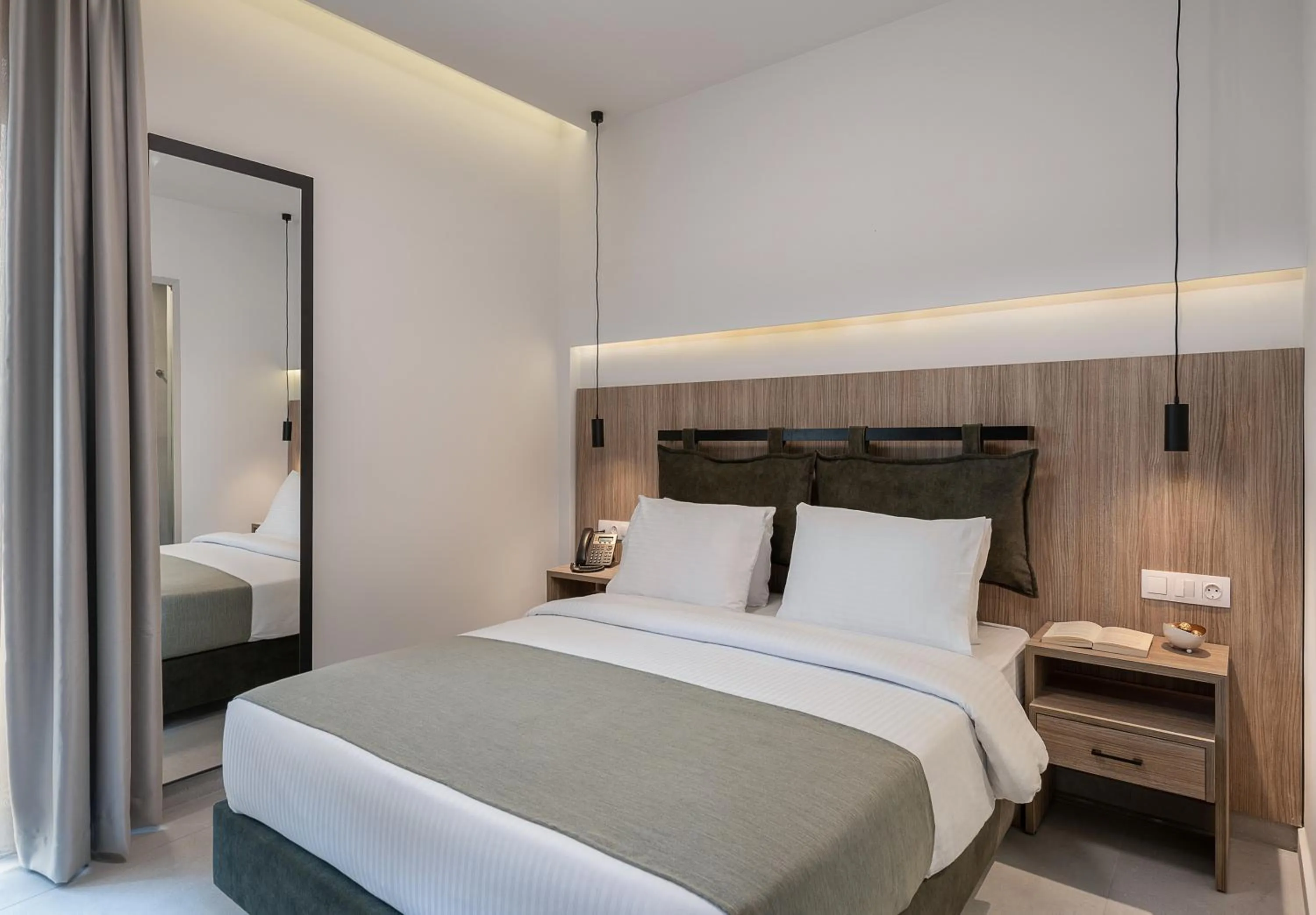 Bed in Morum City Hotel Chania