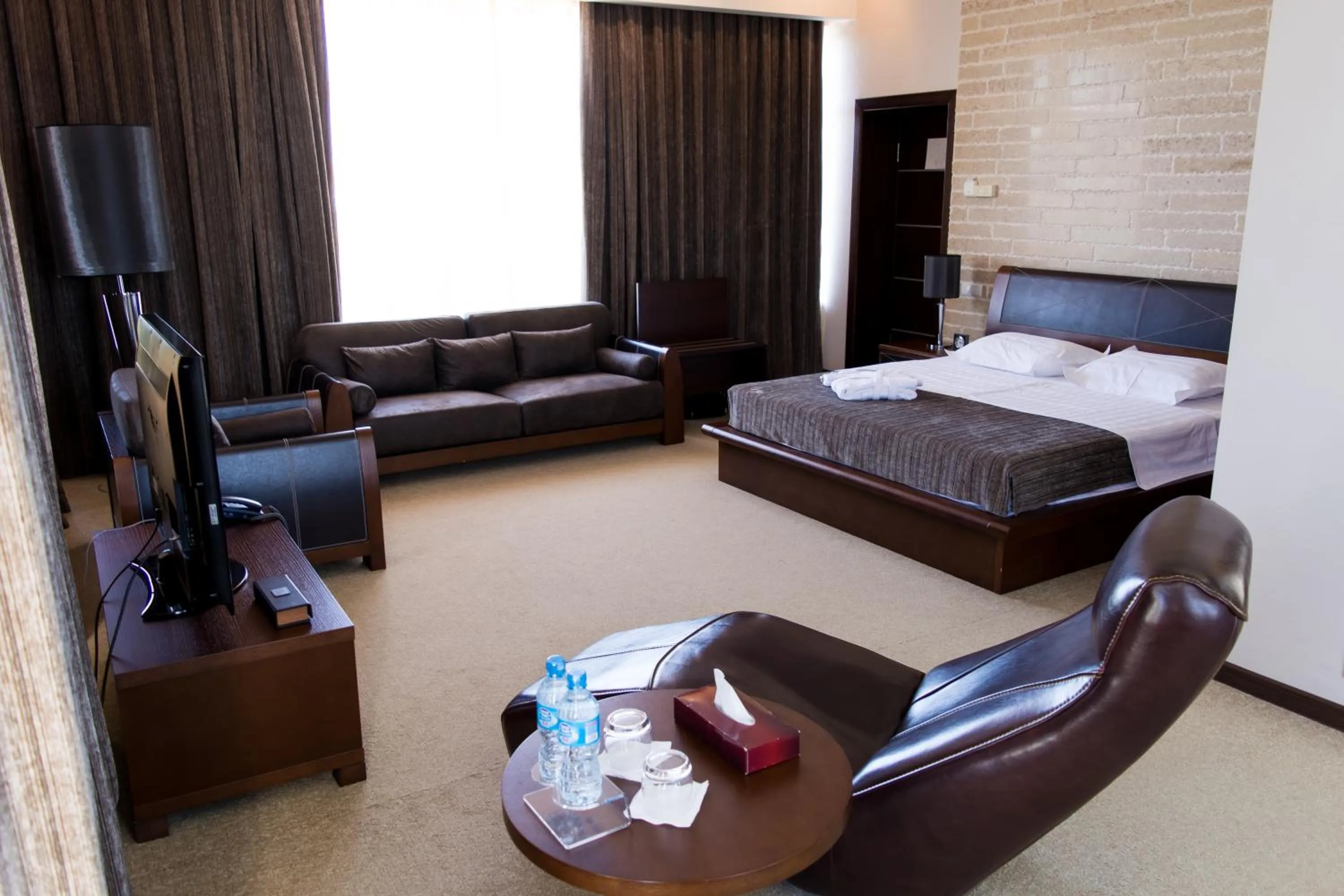 Photo of the whole room in Grand M Hotel