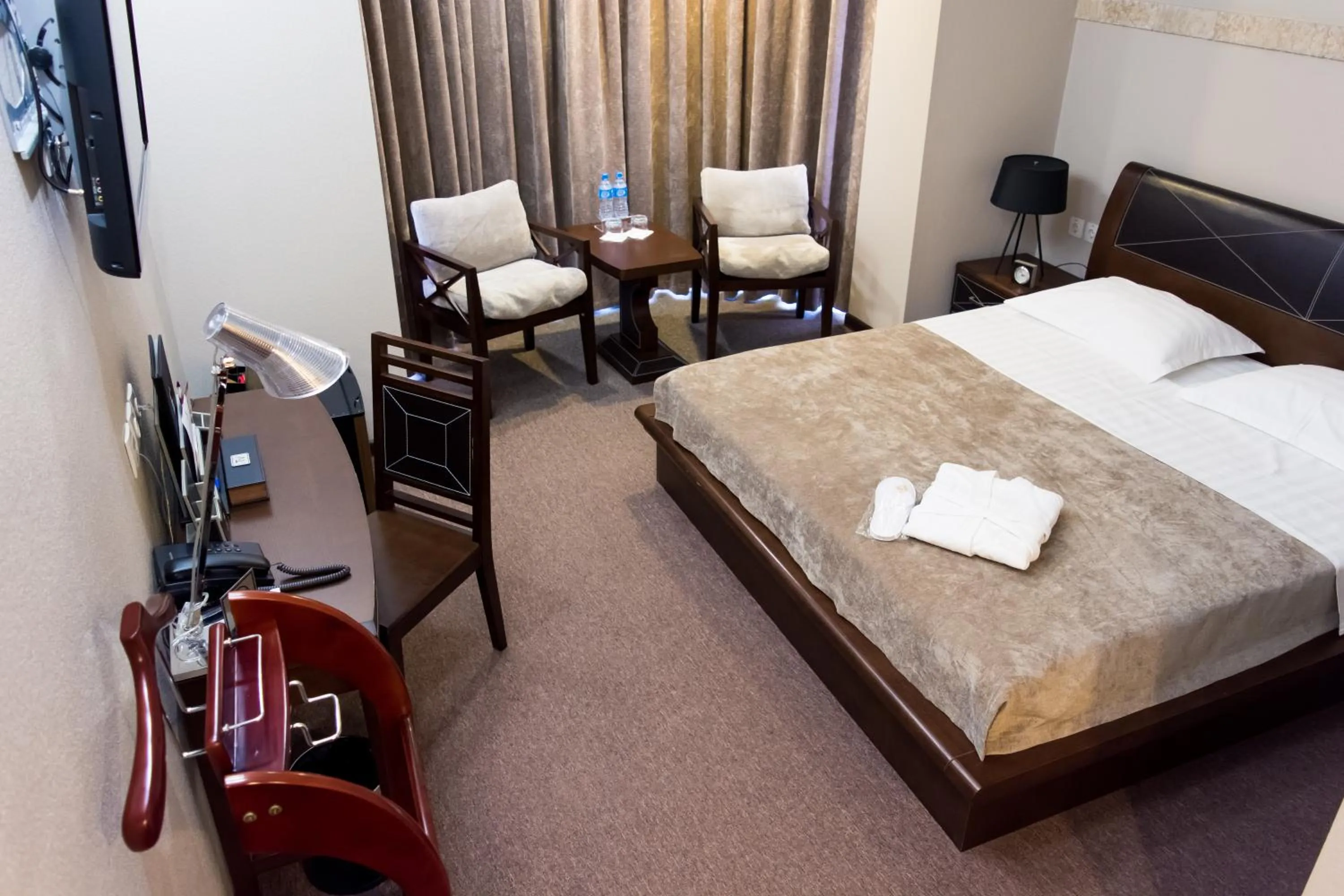 Photo of the whole room in Grand M Hotel