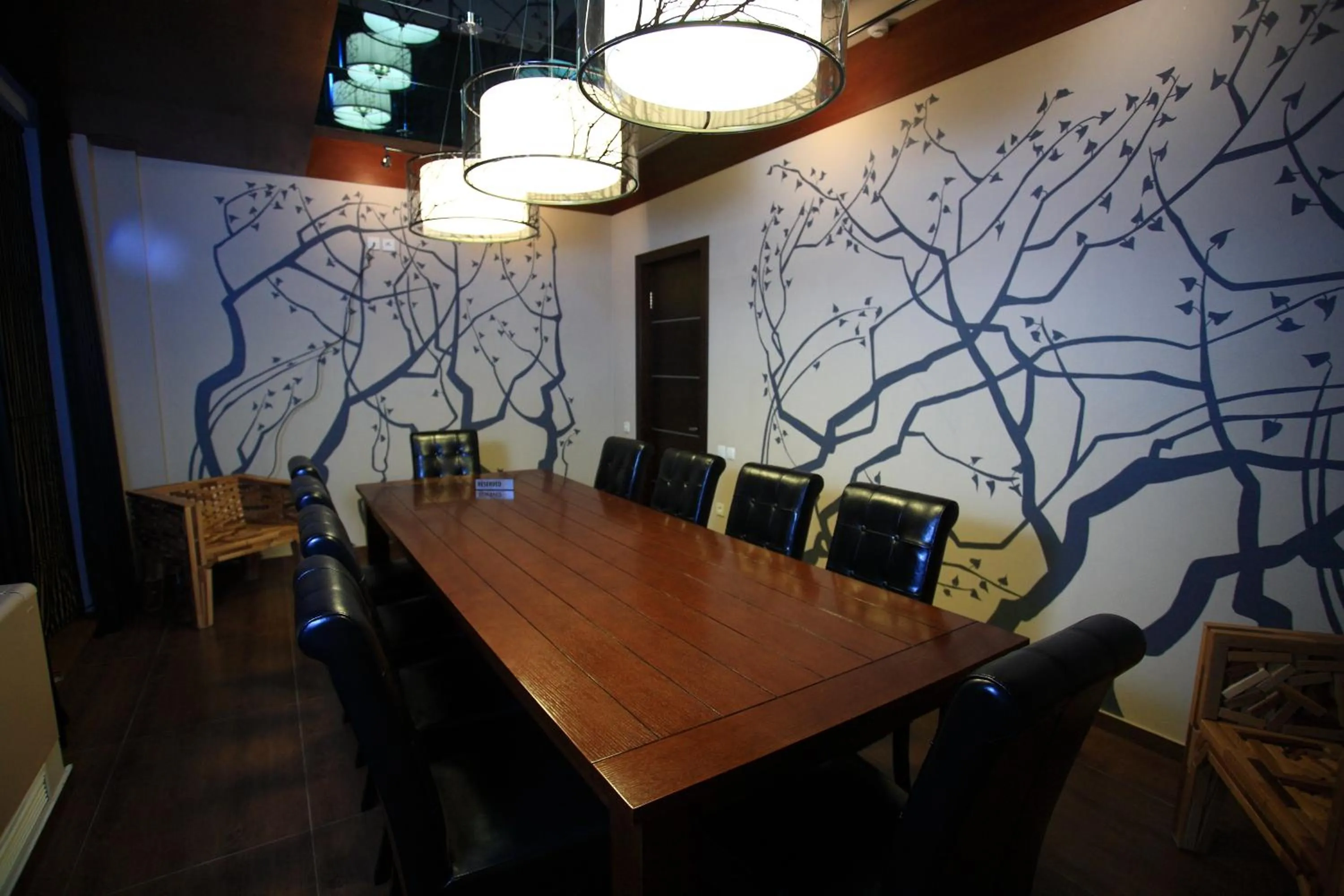 Restaurant/places to eat in Grand M Hotel