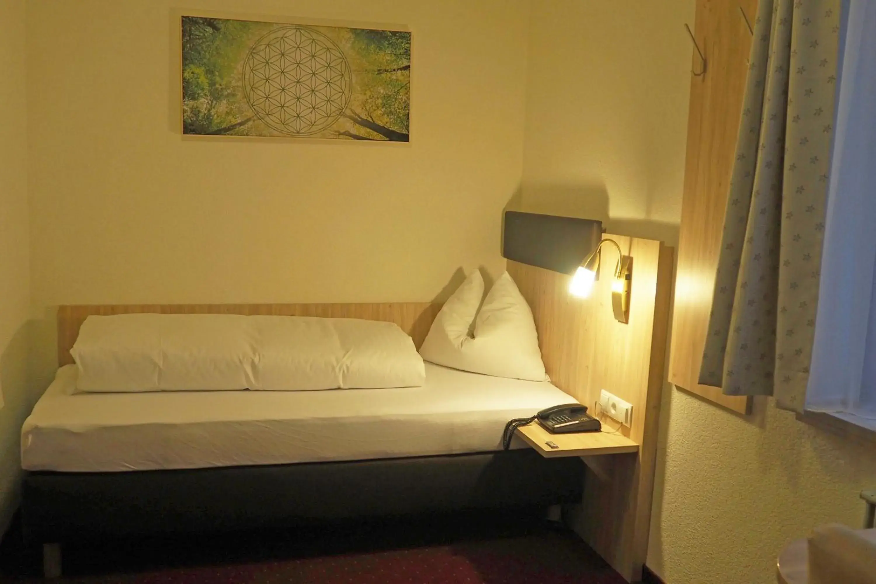 Single Room in Hotel Restaurant Rössle Single Room in Hotel Restaurant Rössle