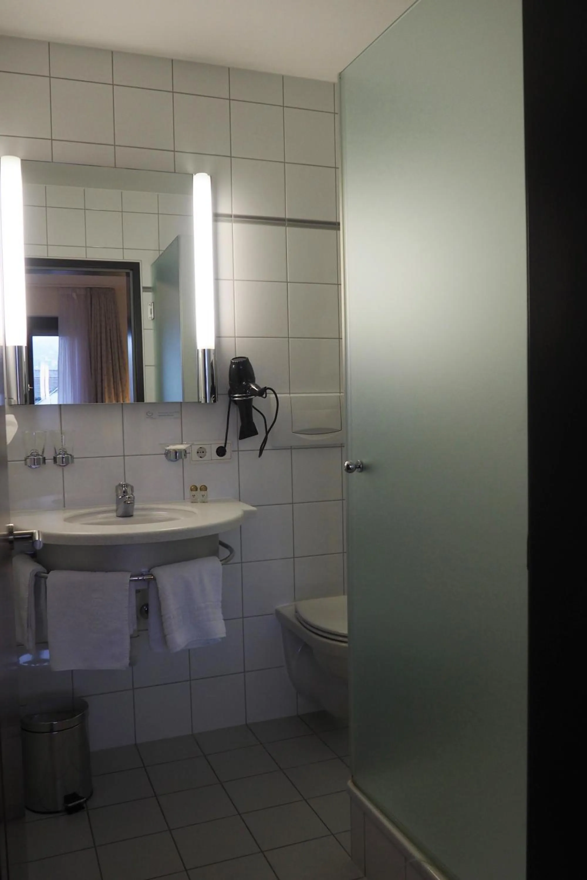 Shower in Hotel Restaurant Rössle