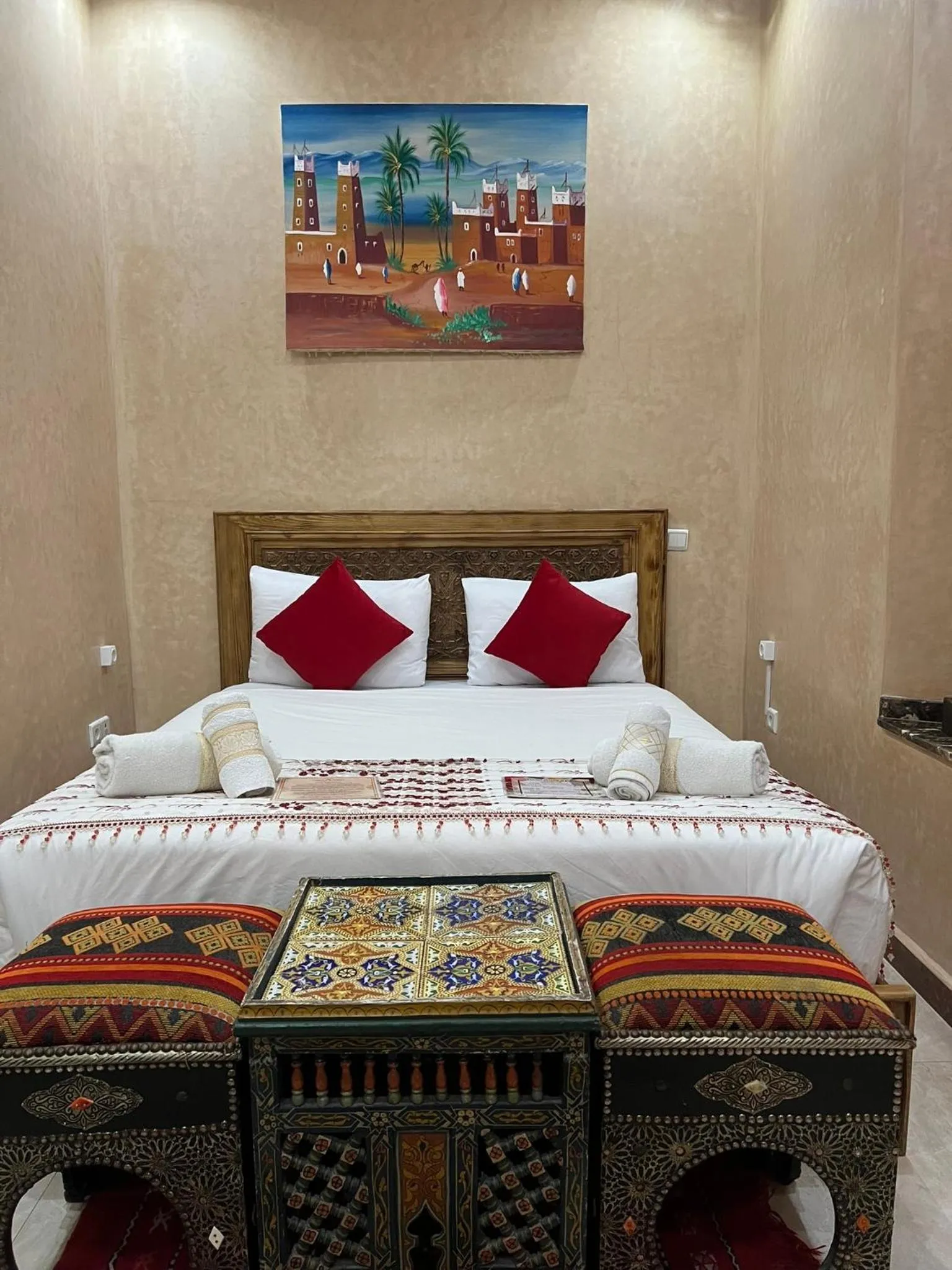 Bed in Riad Alice Terrace & Spa