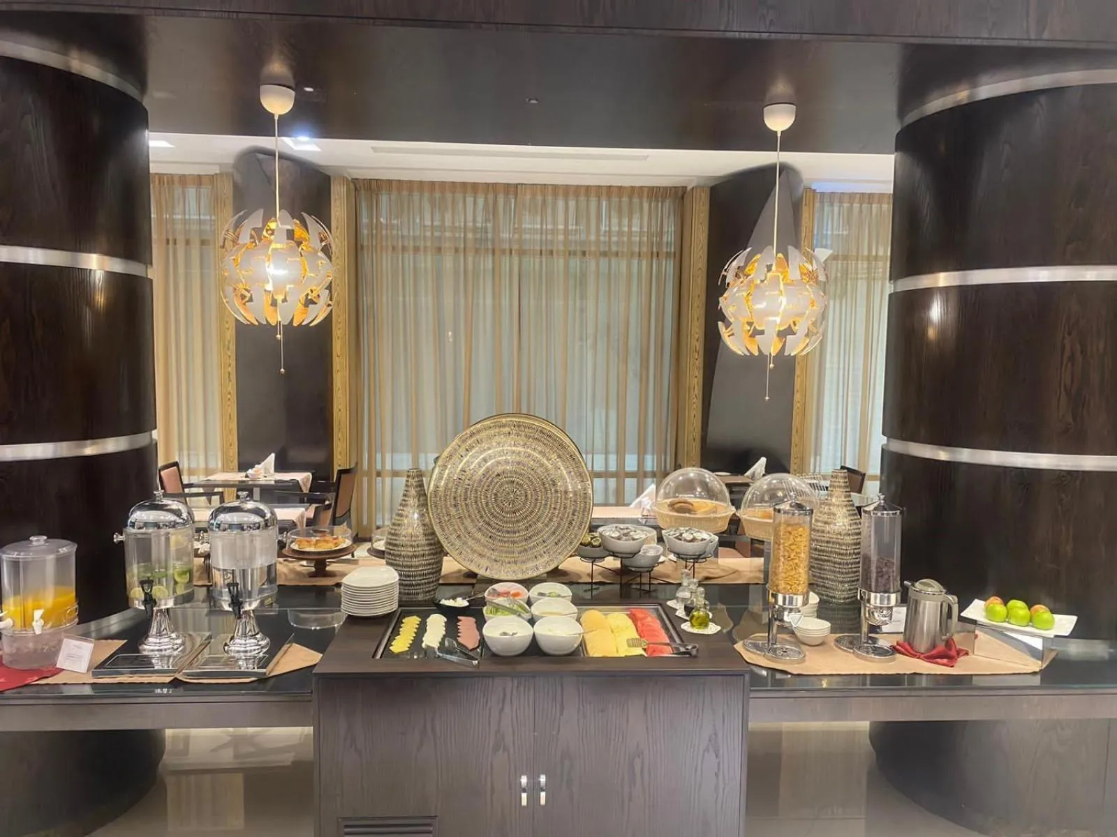 Buffet breakfast in Al Majaz Premiere Hotel Apartments
