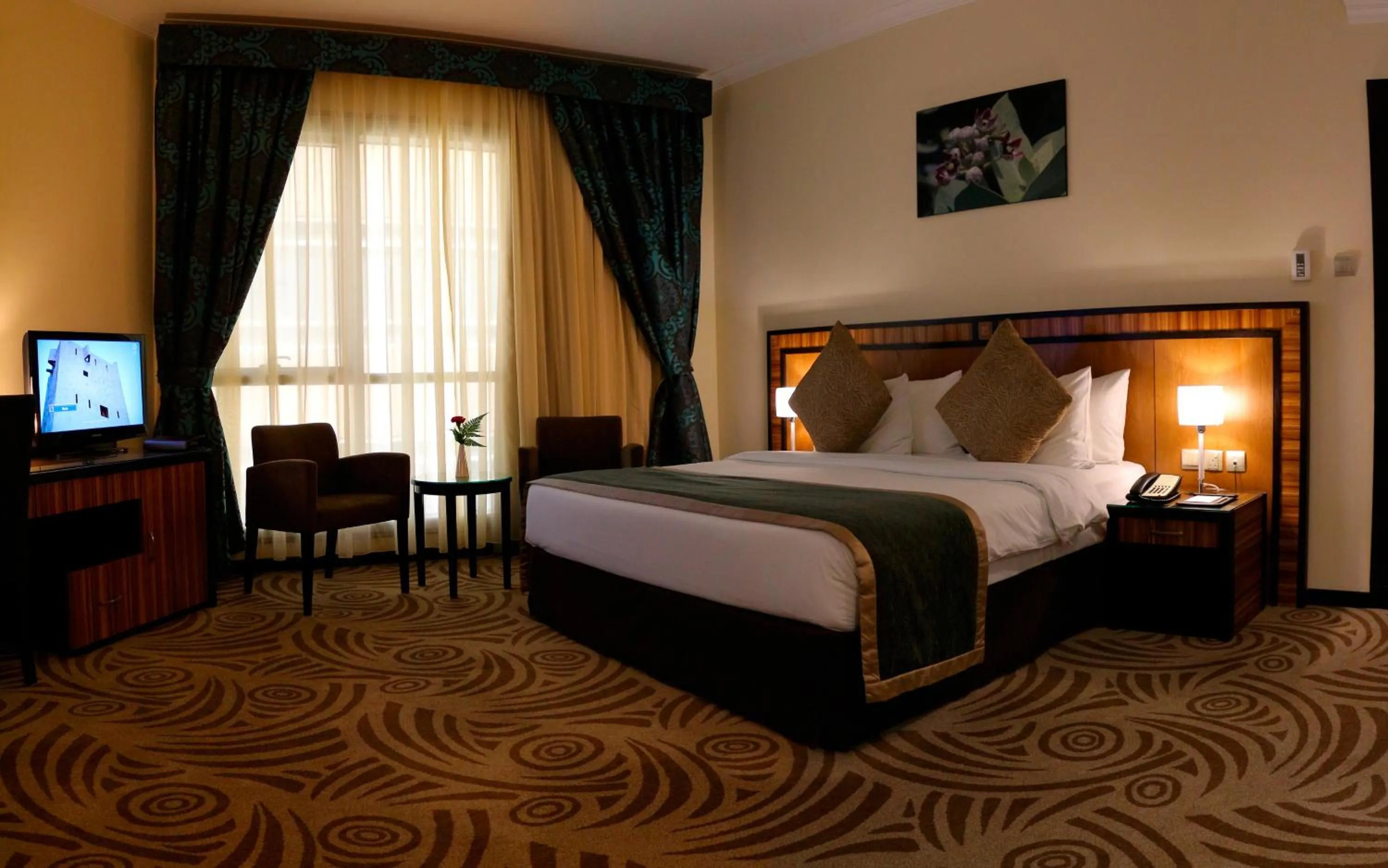 Bedroom, Bed in Al Majaz Premiere Hotel Apartments