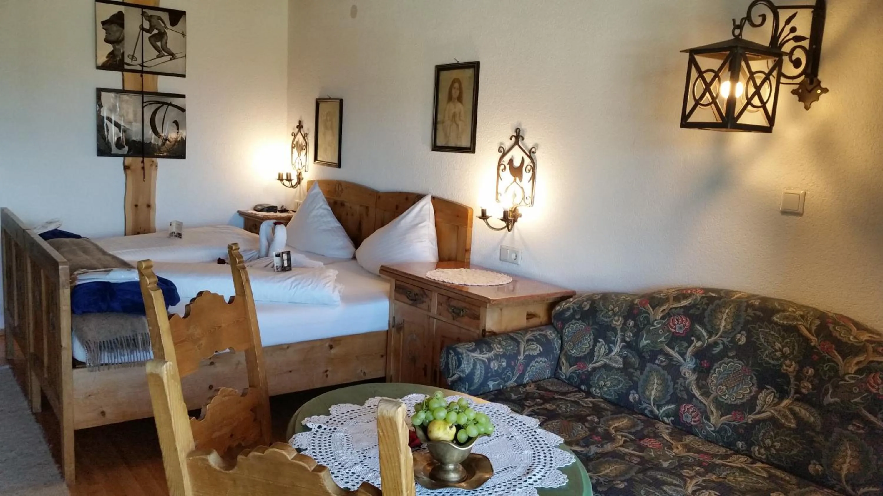 Bed in Alp Art Hotel Götzens