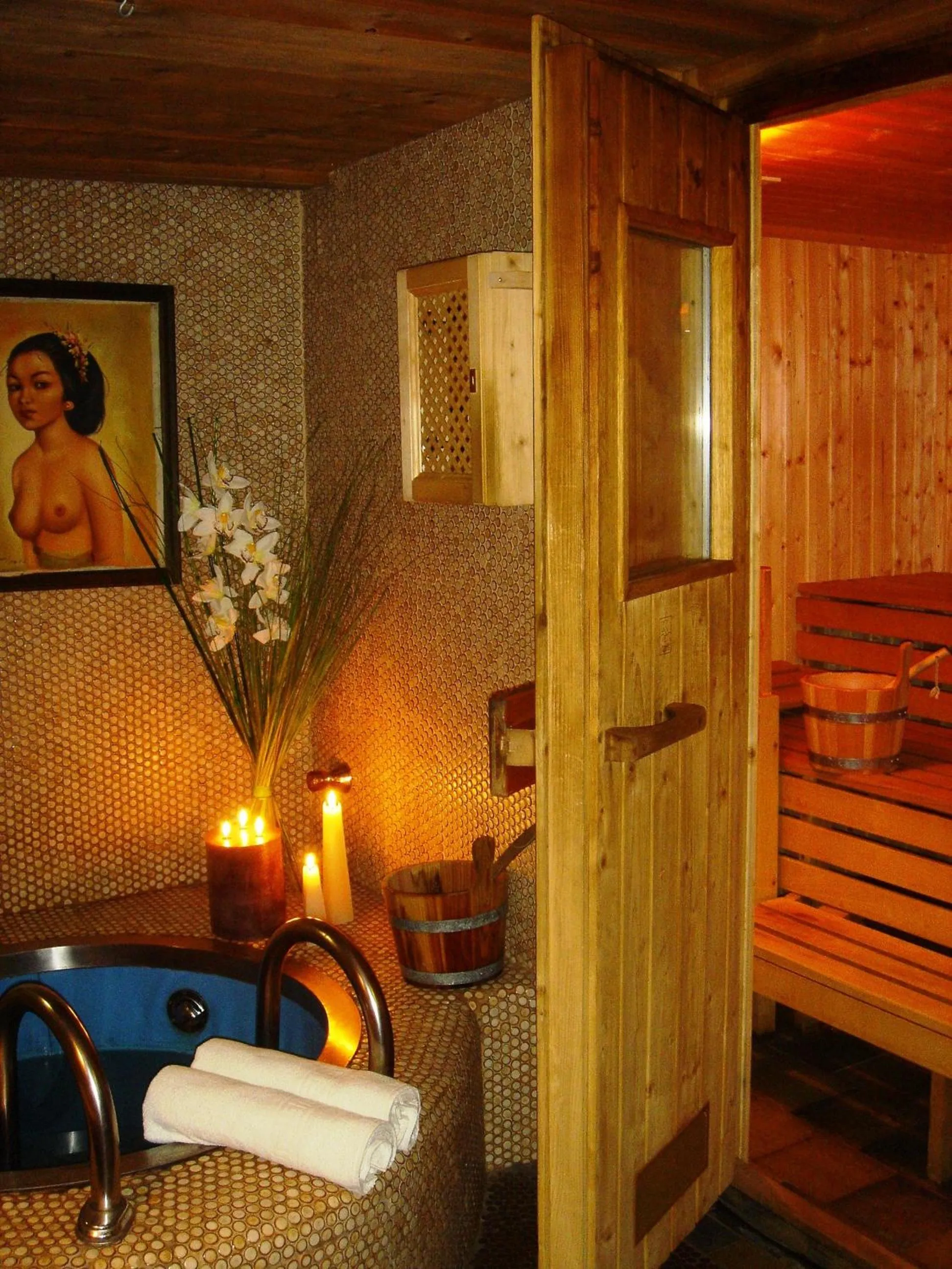 Sauna, Bed in Alp Art Hotel Götzens