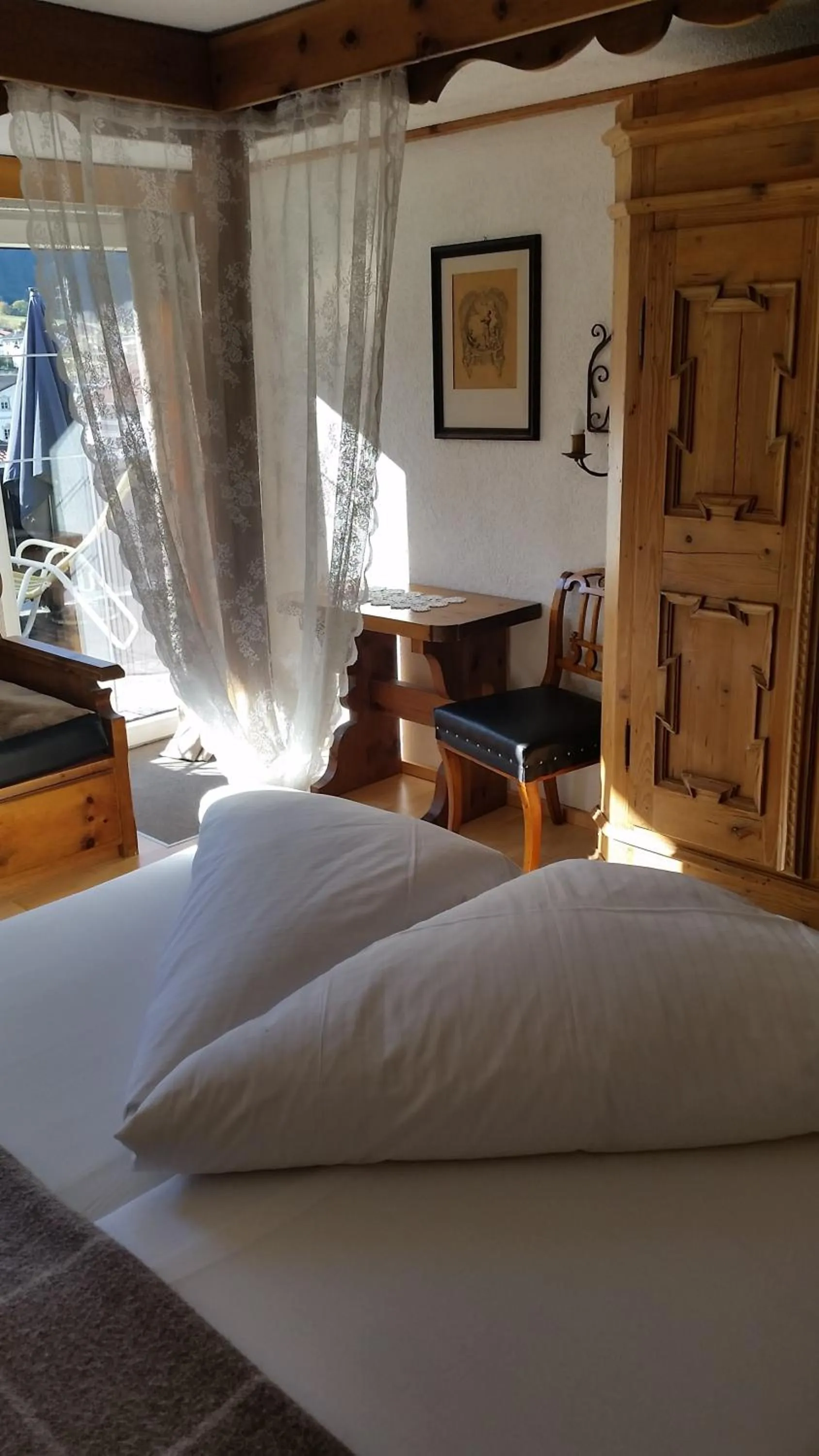 Photo of the whole room, Bed in Alp Art Hotel Götzens